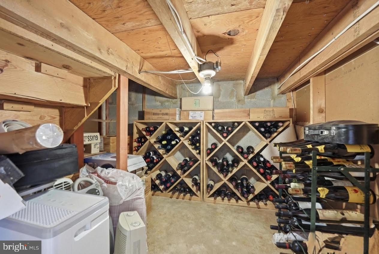 1566-B WESTMORELAND ST, MCLEAN, Virginia 22101, 3 Bedrooms Bedrooms, ,2 BathroomsBathrooms,Residential,For sale,1566-B WESTMORELAND ST,VAFX2290312 MLS # VAFX2290312 1566-B WESTMORELAND ST, MCLEAN, Virginia 22101, 3 Bedrooms Bedrooms, ,2 BathroomsBathrooms,Residential,For sale,1566-B WESTMORELAND ST,VAFX2290312 MLS # VAFX2290312