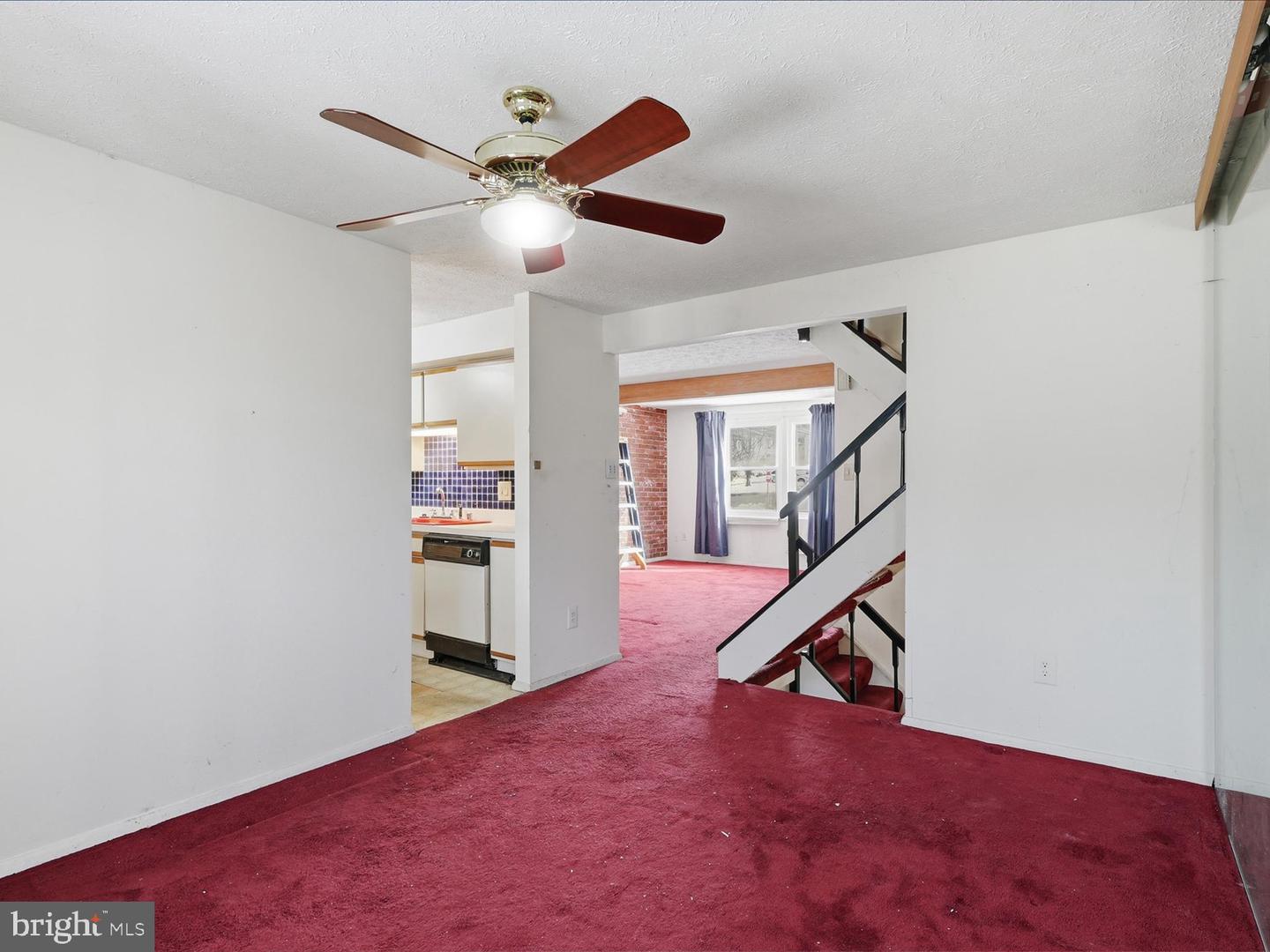 3466 VALE CT, WOODBRIDGE, Virginia 22192, 3 Bedrooms Bedrooms, ,2 BathroomsBathrooms,Residential,For sale,3466 VALE CT,VAPW2112254 MLS # VAPW2112254