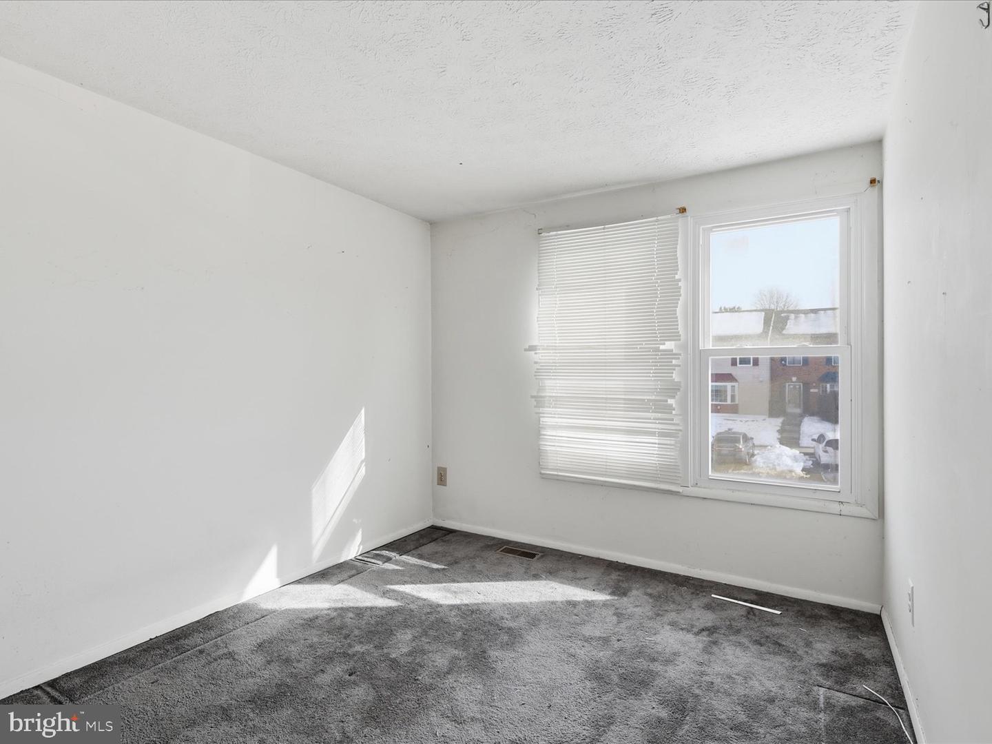 3466 VALE CT, WOODBRIDGE, Virginia 22192, 3 Bedrooms Bedrooms, ,2 BathroomsBathrooms,Residential,For sale,3466 VALE CT,VAPW2112254 MLS # VAPW2112254