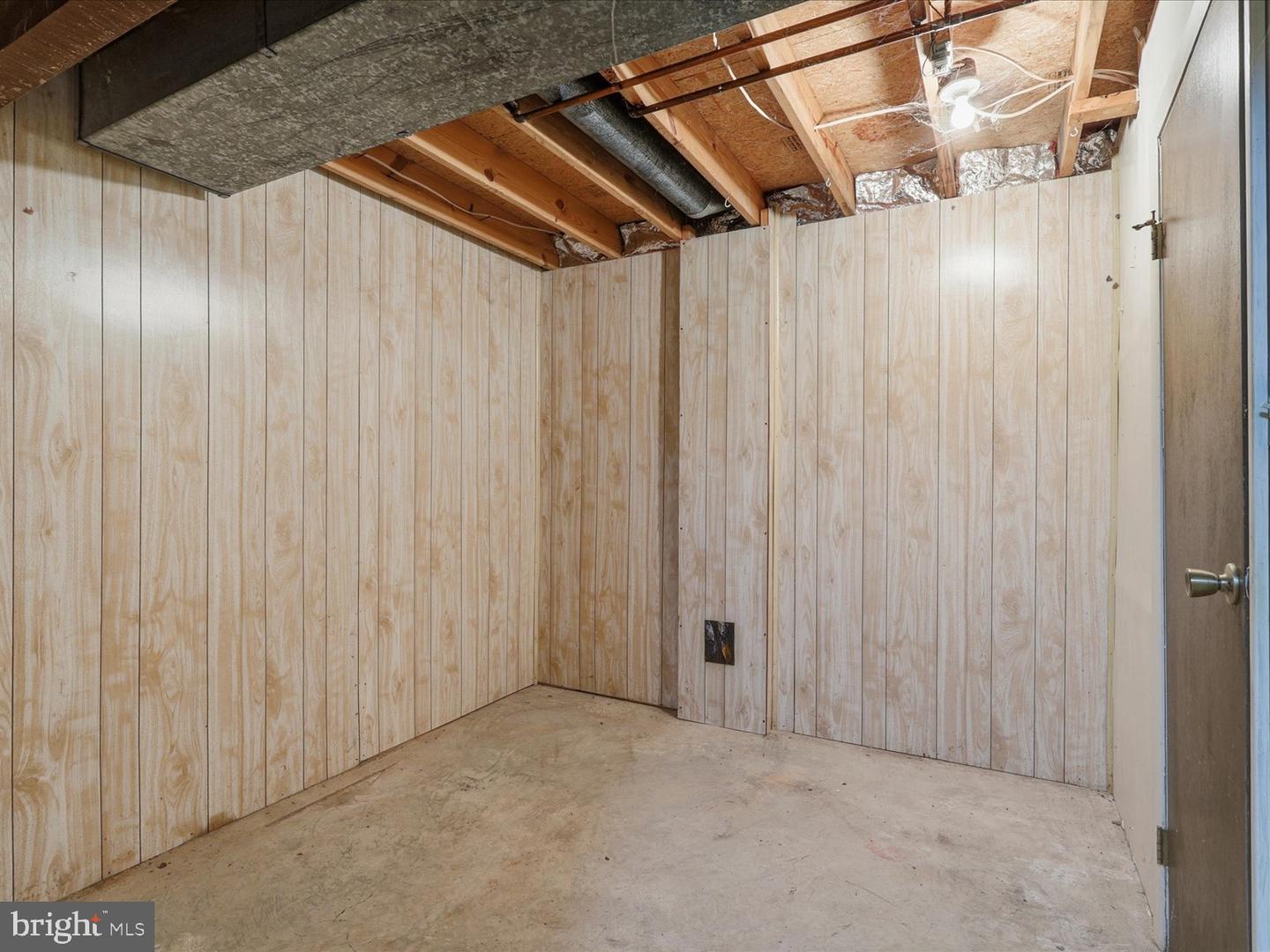 3466 VALE CT, WOODBRIDGE, Virginia 22192, 3 Bedrooms Bedrooms, ,2 BathroomsBathrooms,Residential,For sale,3466 VALE CT,VAPW2112254 MLS # VAPW2112254