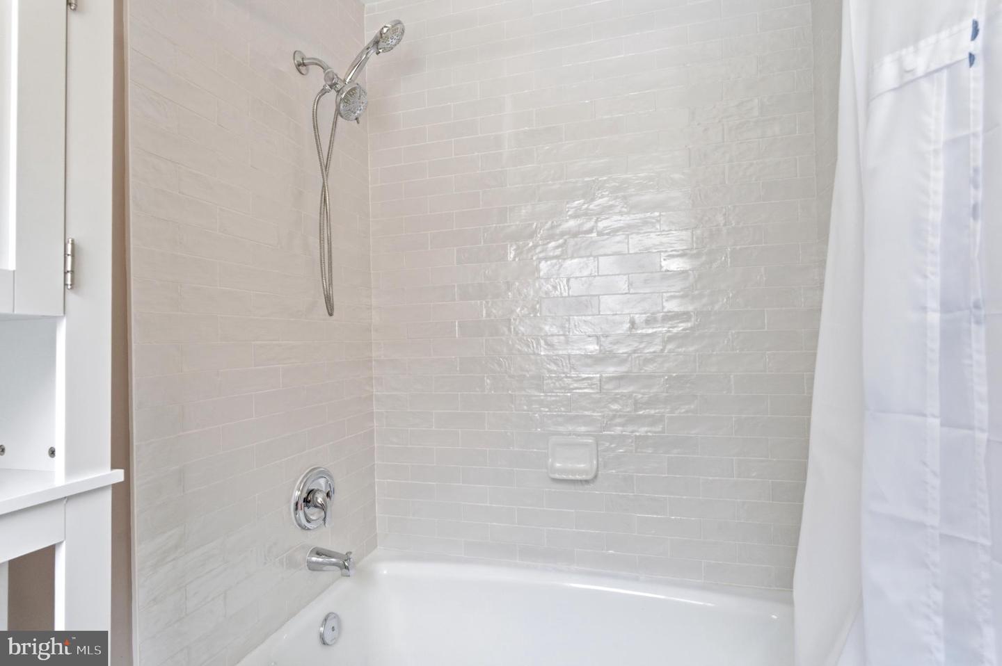 13515 FOWKE LN, WOODBRIDGE, Virginia 22192, ,Residential,For sale,13515 FOWKE LN,VAPW2112256 MLS # VAPW2112256