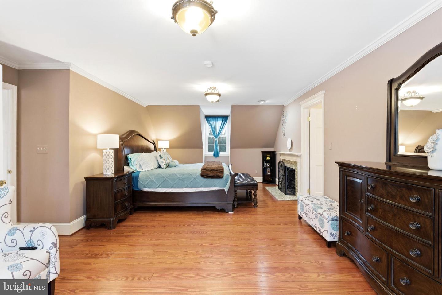 13515 FOWKE LN, WOODBRIDGE, Virginia 22192, ,Residential,For sale,13515 FOWKE LN,VAPW2112256 MLS # VAPW2112256