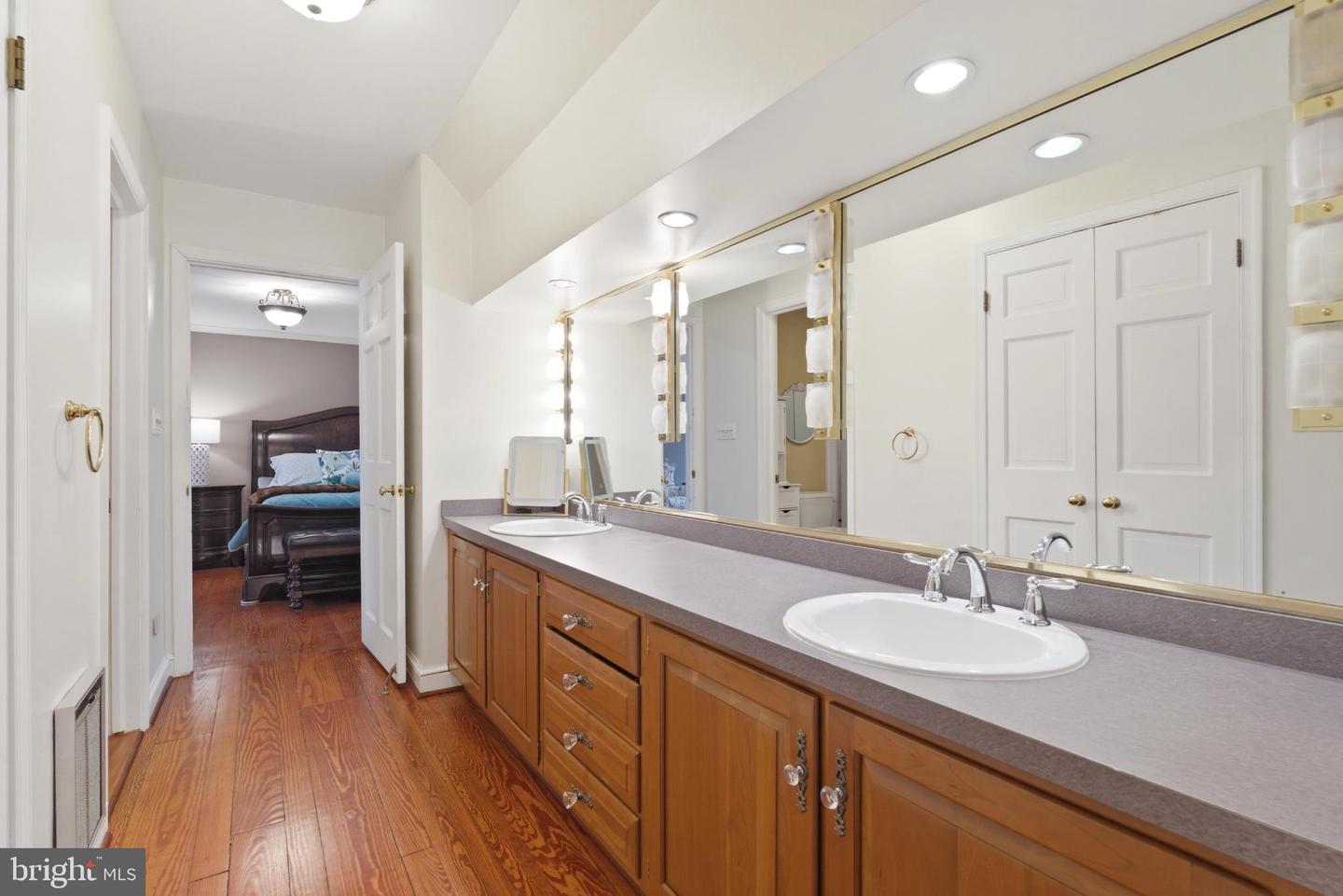 13515 FOWKE LN, WOODBRIDGE, Virginia 22192, ,Residential,For sale,13515 FOWKE LN,VAPW2112256 MLS # VAPW2112256