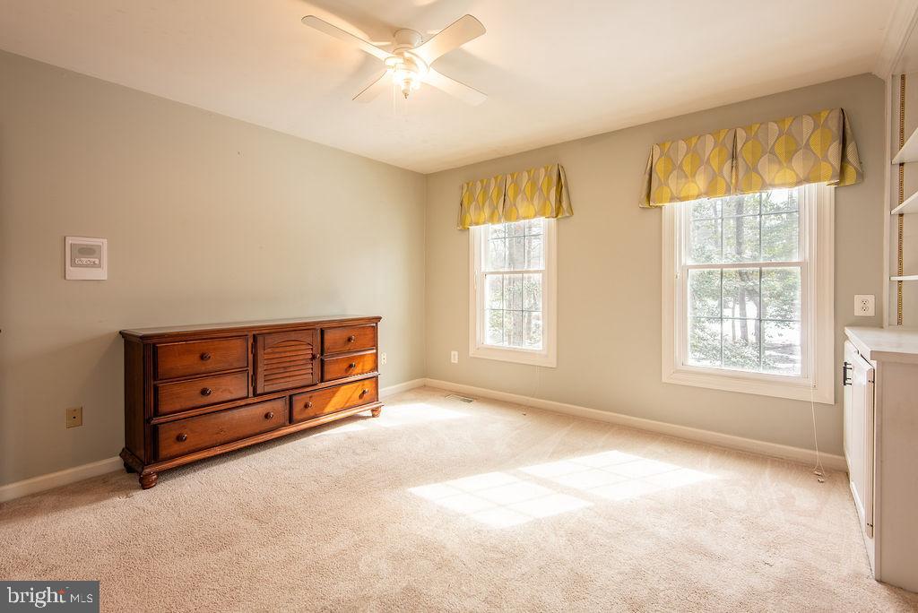 7216 TOKEN VALLEY RD, MANASSAS, Virginia 20112, 3 Bedrooms Bedrooms, 7 Rooms Rooms,3 BathroomsBathrooms,Residential,For sale,7216 TOKEN VALLEY RD,VAPW2112264 MLS # VAPW2112264