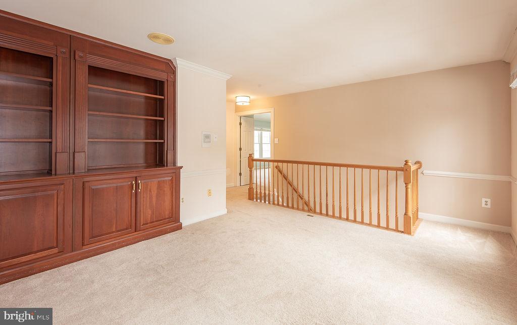 7216 TOKEN VALLEY RD, MANASSAS, Virginia 20112, 3 Bedrooms Bedrooms, 7 Rooms Rooms,3 BathroomsBathrooms,Residential,For sale,7216 TOKEN VALLEY RD,VAPW2112264 MLS # VAPW2112264