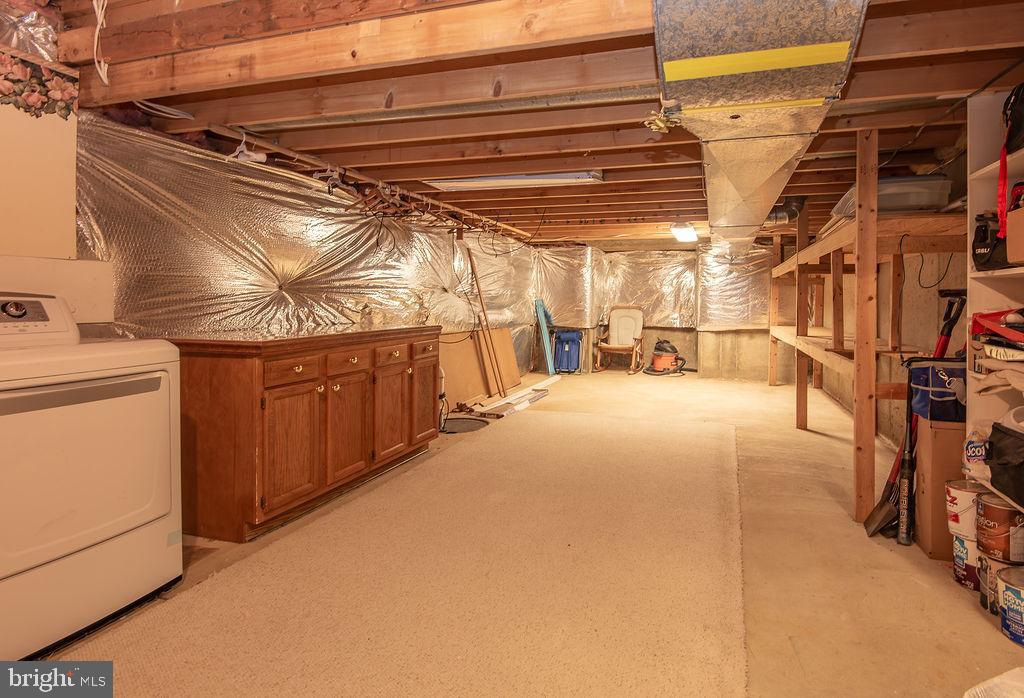 7216 TOKEN VALLEY RD, MANASSAS, Virginia 20112, 3 Bedrooms Bedrooms, 7 Rooms Rooms,3 BathroomsBathrooms,Residential,For sale,7216 TOKEN VALLEY RD,VAPW2112264 MLS # VAPW2112264