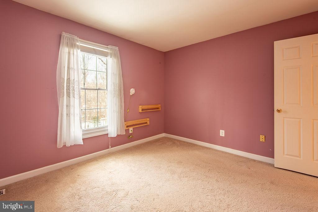 7216 TOKEN VALLEY RD, MANASSAS, Virginia 20112, 3 Bedrooms Bedrooms, 7 Rooms Rooms,3 BathroomsBathrooms,Residential,For sale,7216 TOKEN VALLEY RD,VAPW2112264 MLS # VAPW2112264