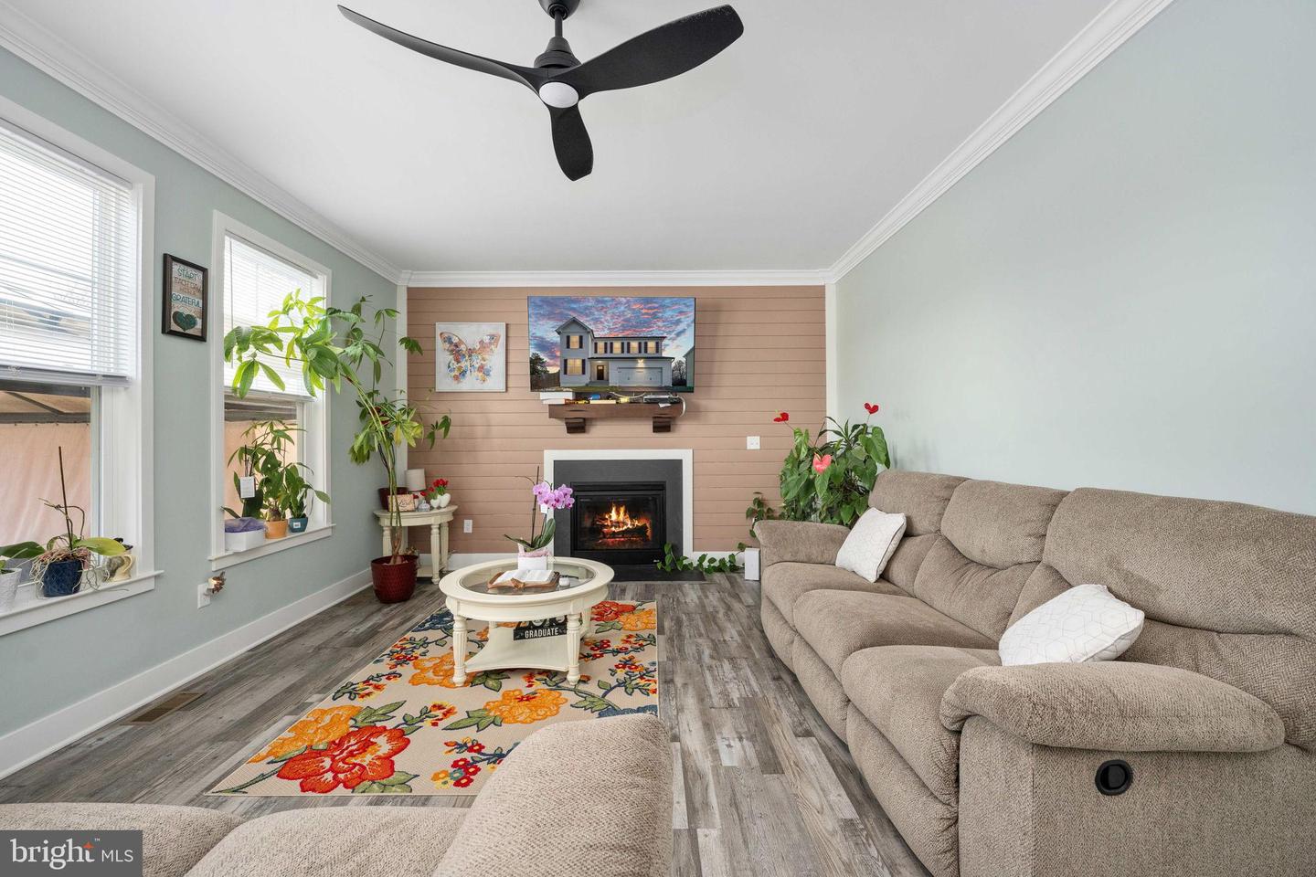 14 CAROL ST, FREDERICKSBURG, Virginia 22405, 4 Bedrooms Bedrooms, 17 Rooms Rooms,3 BathroomsBathrooms,Residential,For sale,14 CAROL ST,VAST2045974 MLS # VAST2045974