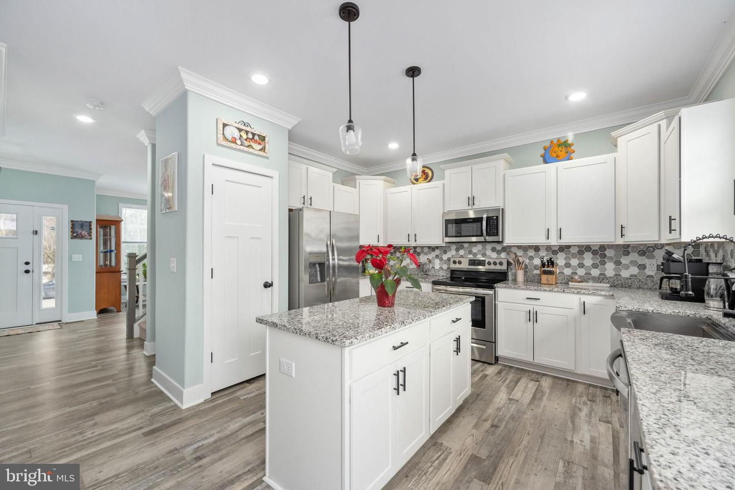 14 CAROL ST, FREDERICKSBURG, Virginia 22405, 4 Bedrooms Bedrooms, 17 Rooms Rooms,3 BathroomsBathrooms,Residential,For sale,14 CAROL ST,VAST2045974 MLS # VAST2045974