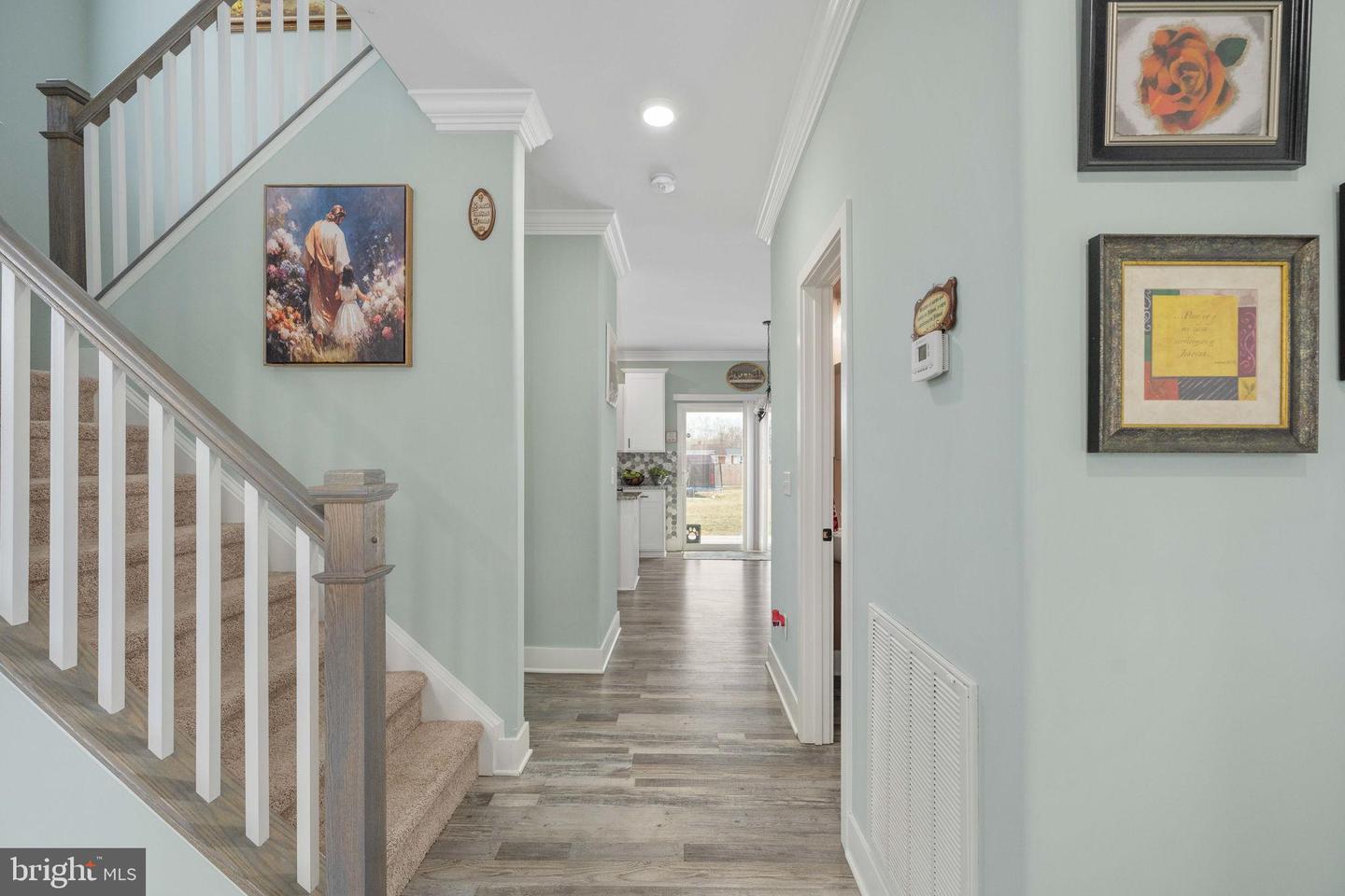 14 CAROL ST, FREDERICKSBURG, Virginia 22405, 4 Bedrooms Bedrooms, 17 Rooms Rooms,3 BathroomsBathrooms,Residential,For sale,14 CAROL ST,VAST2045974 MLS # VAST2045974