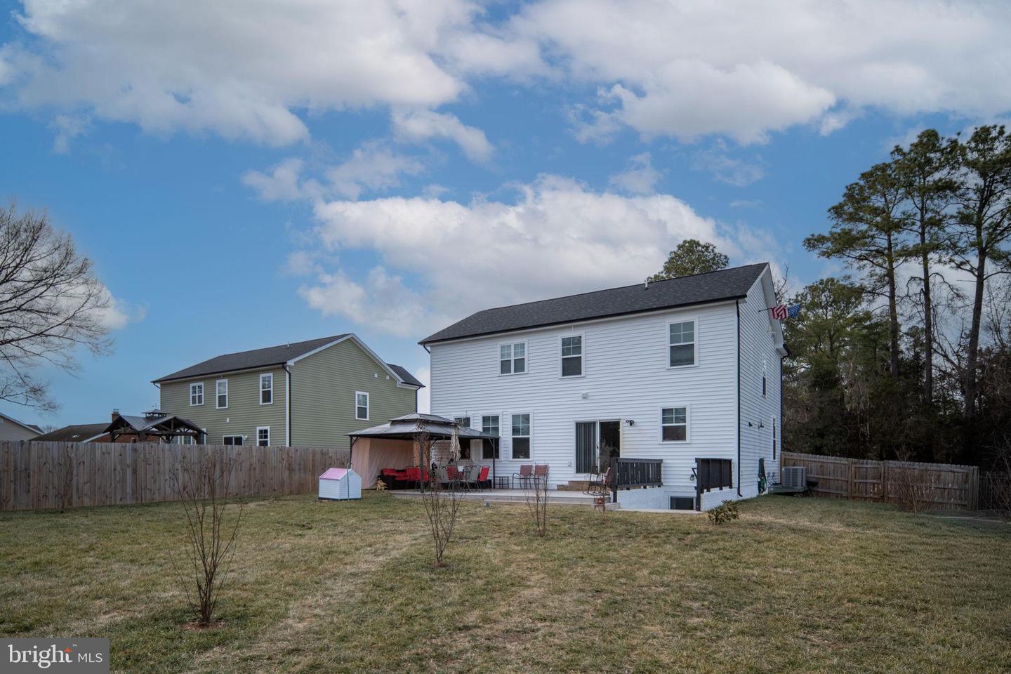 14 CAROL ST, FREDERICKSBURG, Virginia 22405, 4 Bedrooms Bedrooms, 17 Rooms Rooms,3 BathroomsBathrooms,Residential,For sale,14 CAROL ST,VAST2045974 MLS # VAST2045974