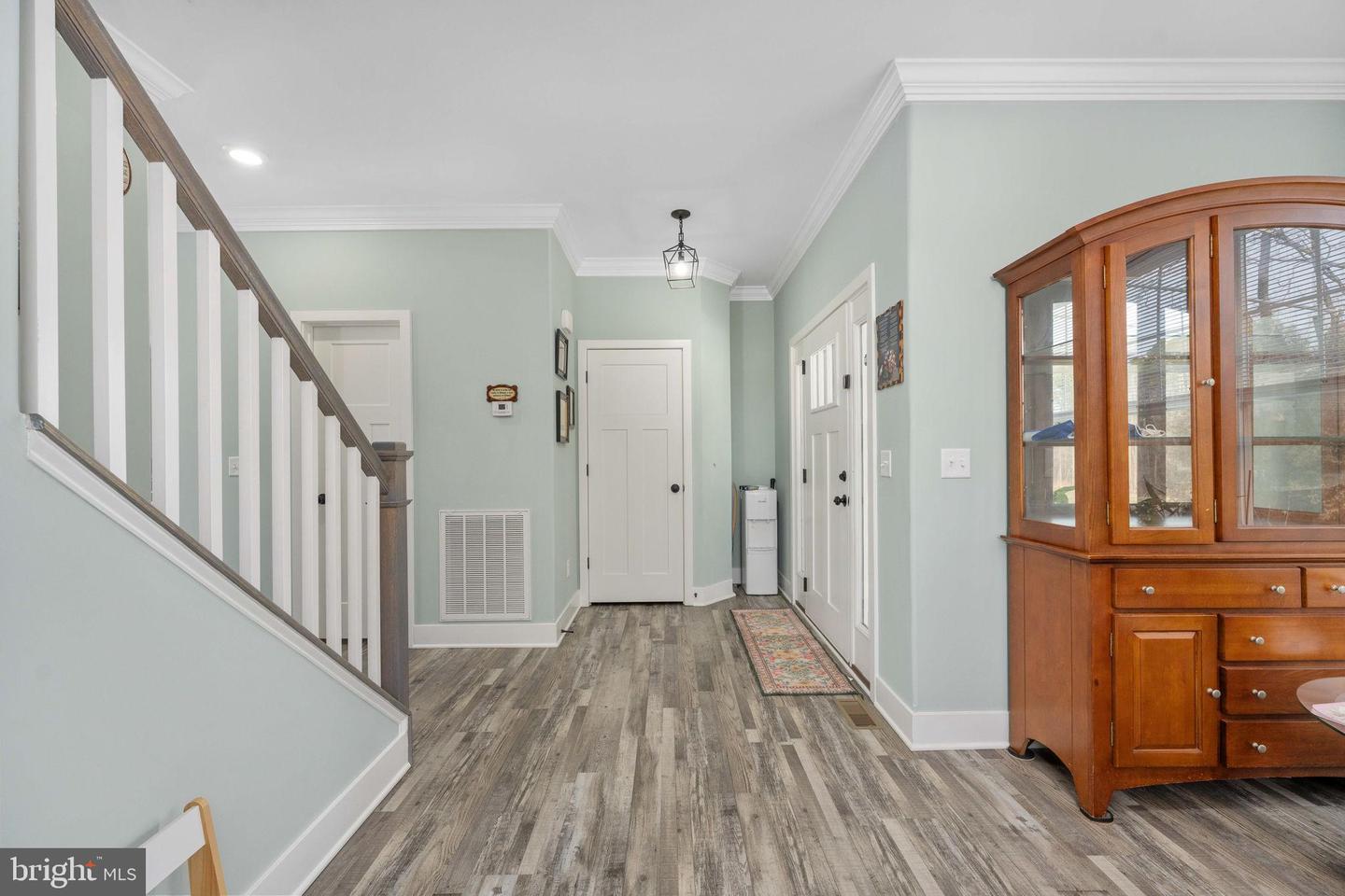 14 CAROL ST, FREDERICKSBURG, Virginia 22405, 4 Bedrooms Bedrooms, 17 Rooms Rooms,3 BathroomsBathrooms,Residential,For sale,14 CAROL ST,VAST2045974 MLS # VAST2045974