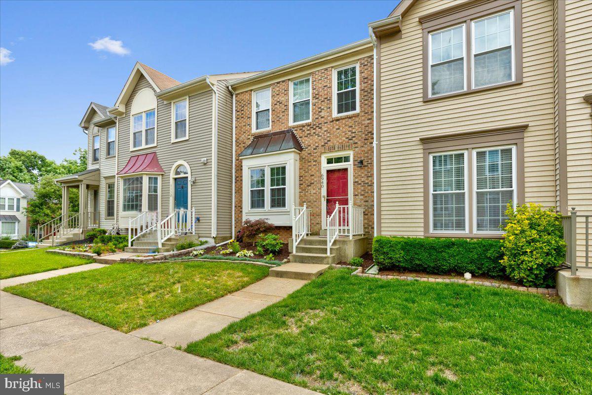 6940 COMPTON LN, CENTREVILLE, Virginia 20121, 3 Bedrooms Bedrooms, ,3 BathroomsBathrooms,Residential,For sale,6940 COMPTON LN,VAFX2290382 MLS # VAFX2290382 6940 COMPTON LN, CENTREVILLE, Virginia 20121, 3 Bedrooms Bedrooms, ,3 BathroomsBathrooms,Residential,For sale,6940 COMPTON LN,VAFX2290382 MLS # VAFX2290382