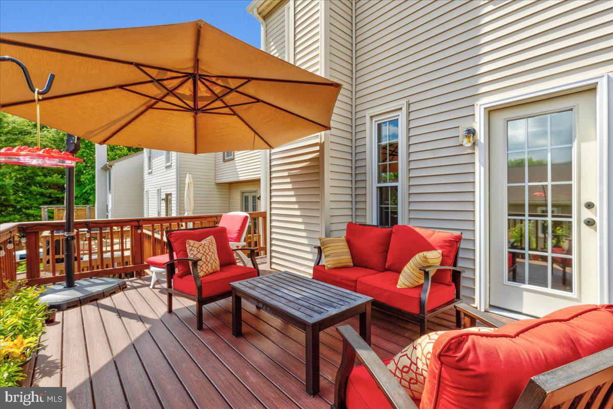 6940 COMPTON LN, CENTREVILLE, Virginia 20121, 3 Bedrooms Bedrooms, ,3 BathroomsBathrooms,Residential,For sale,6940 COMPTON LN,VAFX2290382 MLS # VAFX2290382 6940 COMPTON LN, CENTREVILLE, Virginia 20121, 3 Bedrooms Bedrooms, ,3 BathroomsBathrooms,Residential,For sale,6940 COMPTON LN,VAFX2290382 MLS # VAFX2290382