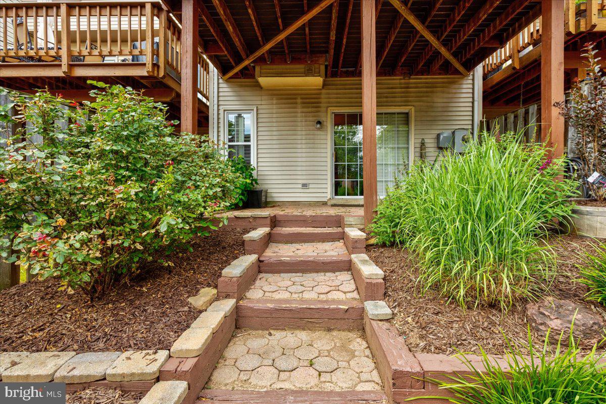 6940 COMPTON LN, CENTREVILLE, Virginia 20121, 3 Bedrooms Bedrooms, ,3 BathroomsBathrooms,Residential,For sale,6940 COMPTON LN,VAFX2290382 MLS # VAFX2290382 6940 COMPTON LN, CENTREVILLE, Virginia 20121, 3 Bedrooms Bedrooms, ,3 BathroomsBathrooms,Residential,For sale,6940 COMPTON LN,VAFX2290382 MLS # VAFX2290382