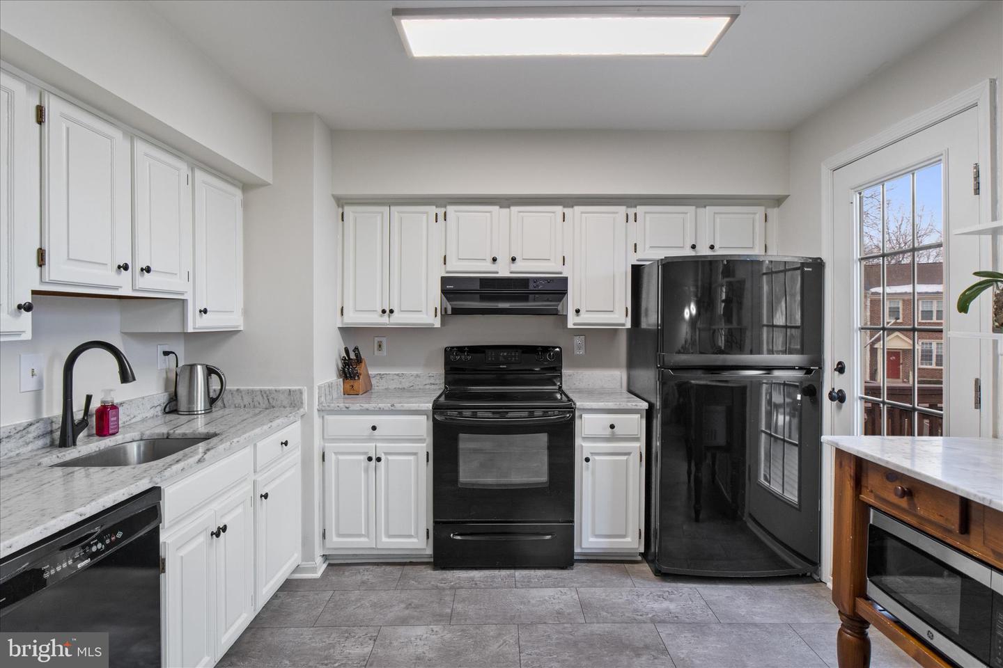 6940 COMPTON LN, CENTREVILLE, Virginia 20121, 3 Bedrooms Bedrooms, ,3 BathroomsBathrooms,Residential,For sale,6940 COMPTON LN,VAFX2290382 MLS # VAFX2290382 6940 COMPTON LN, CENTREVILLE, Virginia 20121, 3 Bedrooms Bedrooms, ,3 BathroomsBathrooms,Residential,For sale,6940 COMPTON LN,VAFX2290382 MLS # VAFX2290382