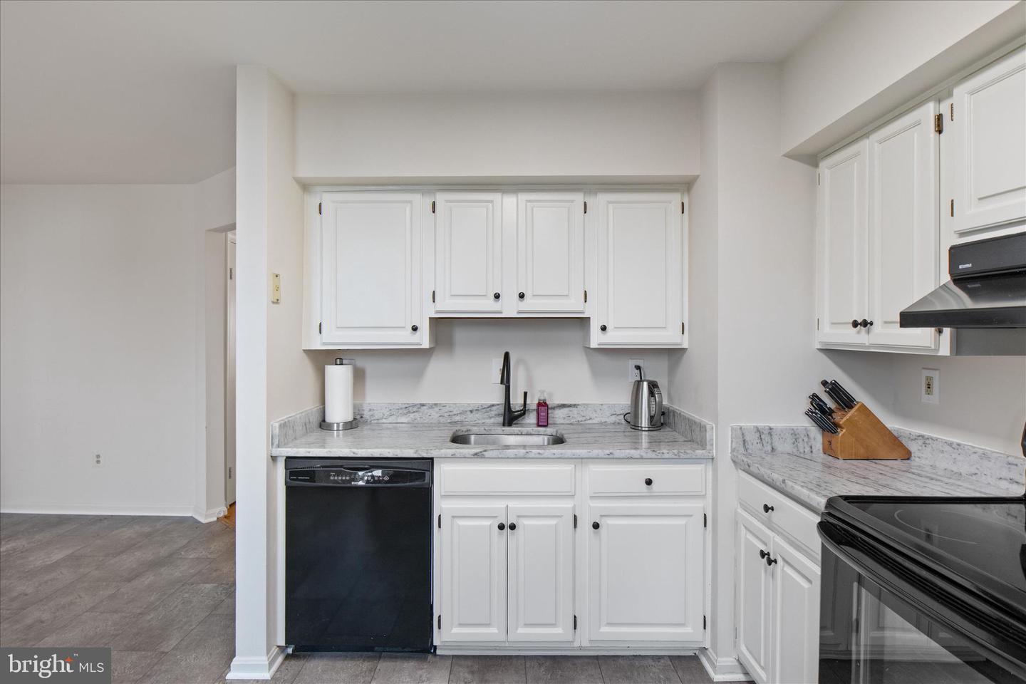 6940 COMPTON LN, CENTREVILLE, Virginia 20121, 3 Bedrooms Bedrooms, ,3 BathroomsBathrooms,Residential,For sale,6940 COMPTON LN,VAFX2290382 MLS # VAFX2290382 6940 COMPTON LN, CENTREVILLE, Virginia 20121, 3 Bedrooms Bedrooms, ,3 BathroomsBathrooms,Residential,For sale,6940 COMPTON LN,VAFX2290382 MLS # VAFX2290382