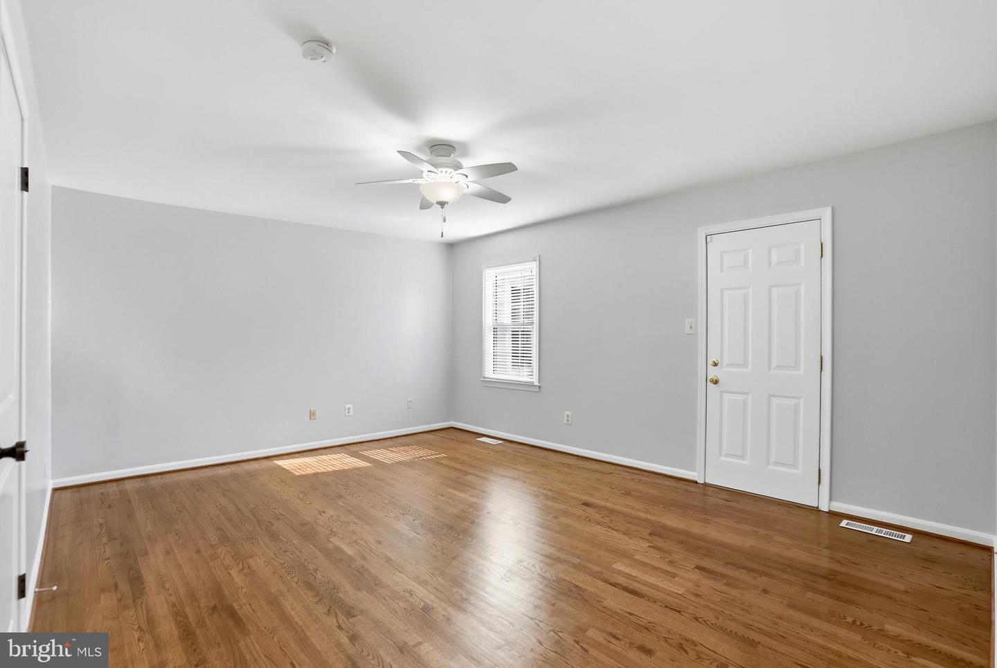 3203 CINCH RING CT, OAKTON, Virginia 22124, 4 Bedrooms Bedrooms, ,3 BathroomsBathrooms,Residential,For sale,3203 CINCH RING CT,VAFX2290416 MLS # VAFX2290416 3203 CINCH RING CT, OAKTON, Virginia 22124, 4 Bedrooms Bedrooms, ,3 BathroomsBathrooms,Residential,For sale,3203 CINCH RING CT,VAFX2290416 MLS # VAFX2290416