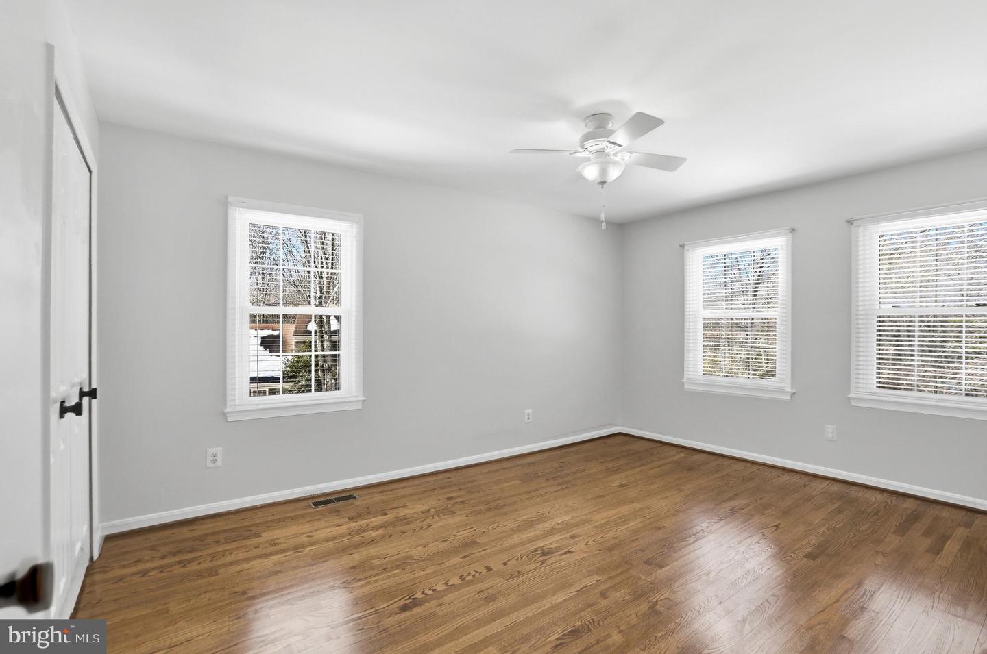 3203 CINCH RING CT, OAKTON, Virginia 22124, 4 Bedrooms Bedrooms, ,3 BathroomsBathrooms,Residential,For sale,3203 CINCH RING CT,VAFX2290416 MLS # VAFX2290416 3203 CINCH RING CT, OAKTON, Virginia 22124, 4 Bedrooms Bedrooms, ,3 BathroomsBathrooms,Residential,For sale,3203 CINCH RING CT,VAFX2290416 MLS # VAFX2290416