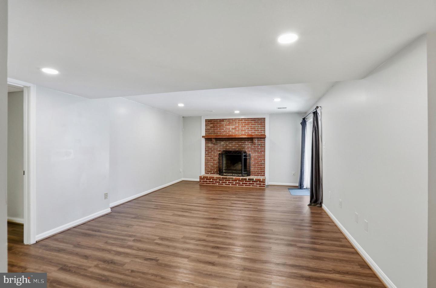 3203 CINCH RING CT, OAKTON, Virginia 22124, 4 Bedrooms Bedrooms, ,3 BathroomsBathrooms,Residential,For sale,3203 CINCH RING CT,VAFX2290416 MLS # VAFX2290416 3203 CINCH RING CT, OAKTON, Virginia 22124, 4 Bedrooms Bedrooms, ,3 BathroomsBathrooms,Residential,For sale,3203 CINCH RING CT,VAFX2290416 MLS # VAFX2290416