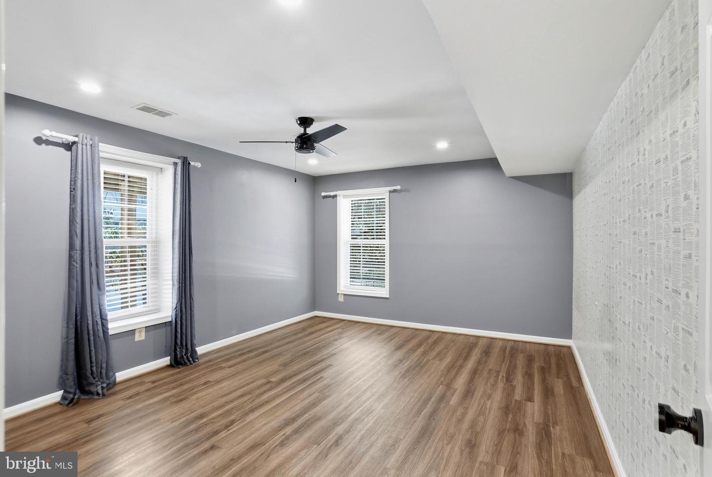 3203 CINCH RING CT, OAKTON, Virginia 22124, 4 Bedrooms Bedrooms, ,3 BathroomsBathrooms,Residential,For sale,3203 CINCH RING CT,VAFX2290416 MLS # VAFX2290416 3203 CINCH RING CT, OAKTON, Virginia 22124, 4 Bedrooms Bedrooms, ,3 BathroomsBathrooms,Residential,For sale,3203 CINCH RING CT,VAFX2290416 MLS # VAFX2290416