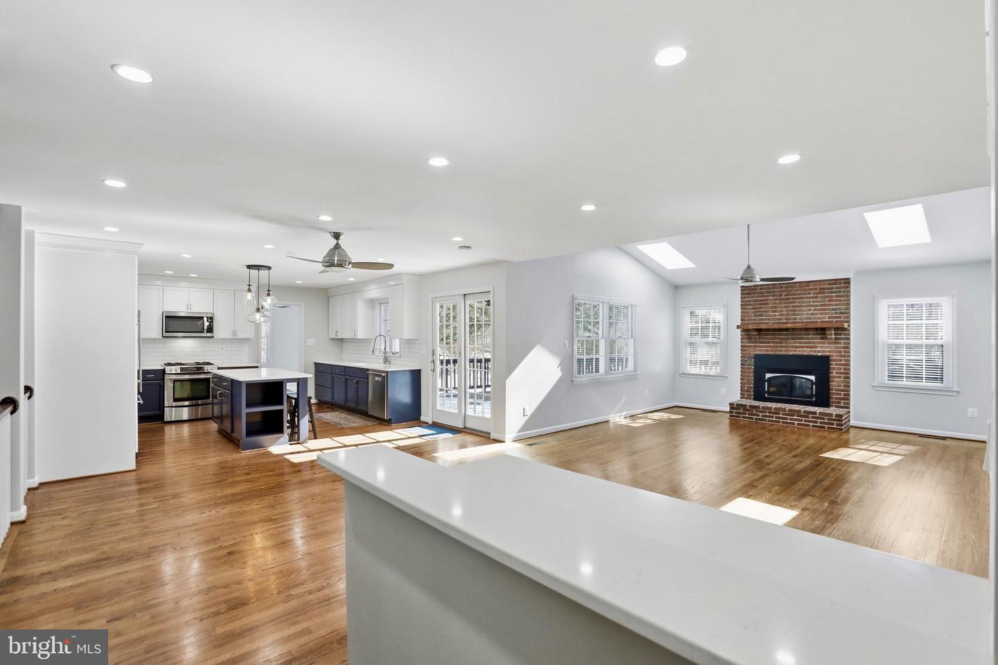 3203 CINCH RING CT, OAKTON, Virginia 22124, 4 Bedrooms Bedrooms, ,3 BathroomsBathrooms,Residential,For sale,3203 CINCH RING CT,VAFX2290416 MLS # VAFX2290416 3203 CINCH RING CT, OAKTON, Virginia 22124, 4 Bedrooms Bedrooms, ,3 BathroomsBathrooms,Residential,For sale,3203 CINCH RING CT,VAFX2290416 MLS # VAFX2290416