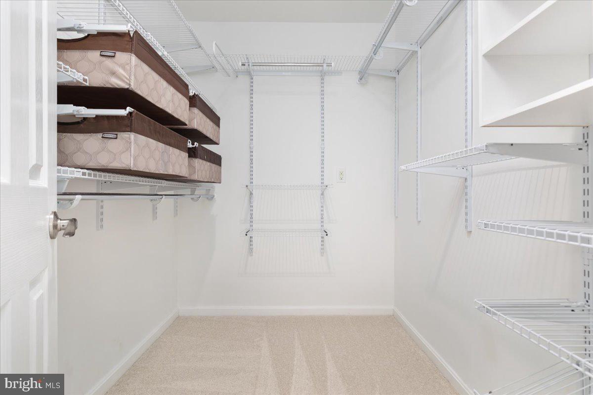 904 OLD RIVER WAY CT, STERLING, Virginia 20164, 4 Bedrooms Bedrooms, ,3 BathroomsBathrooms,Residential,For sale,904 OLD RIVER WAY CT,VALO2115718 MLS # VALO2115718