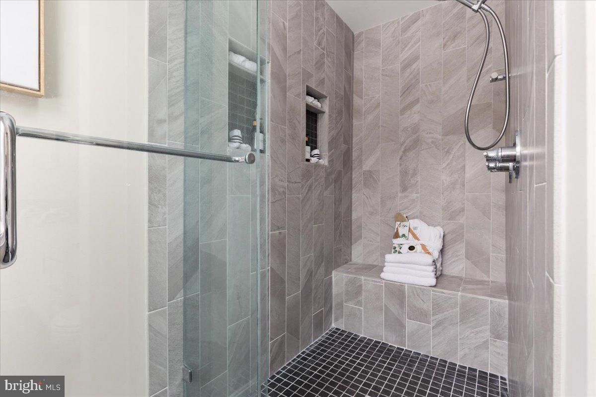 904 OLD RIVER WAY CT, STERLING, Virginia 20164, 4 Bedrooms Bedrooms, ,3 BathroomsBathrooms,Residential,For sale,904 OLD RIVER WAY CT,VALO2115718 MLS # VALO2115718