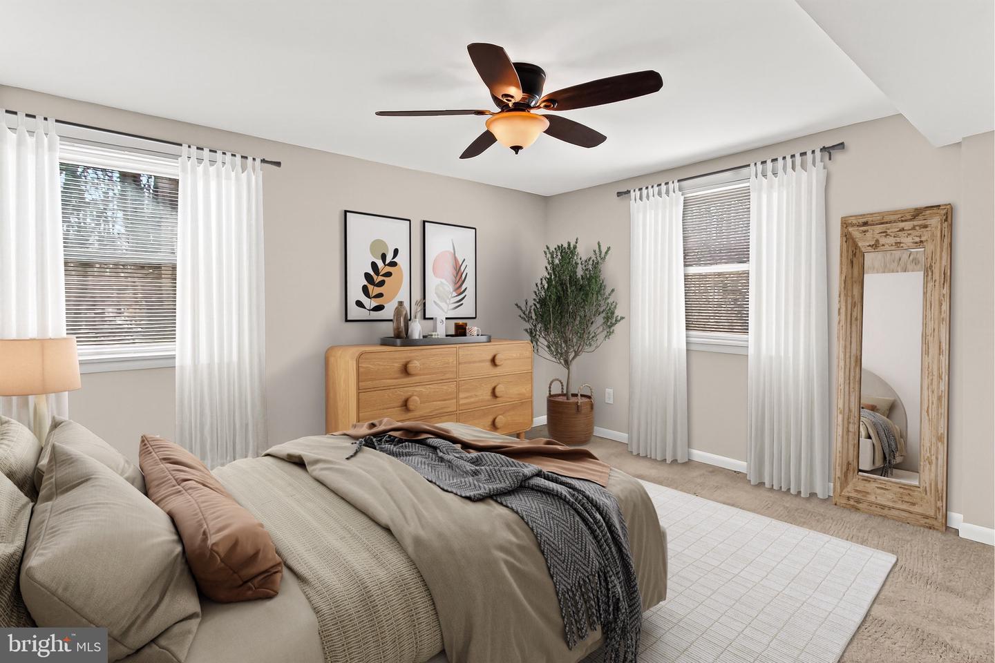 5236 AMPTHILL DR, ALEXANDRIA, Virginia 22312, 4 Bedrooms Bedrooms, ,3 BathroomsBathrooms,Residential,For sale,5236 AMPTHILL DR,VAFX2290468 MLS # VAFX2290468