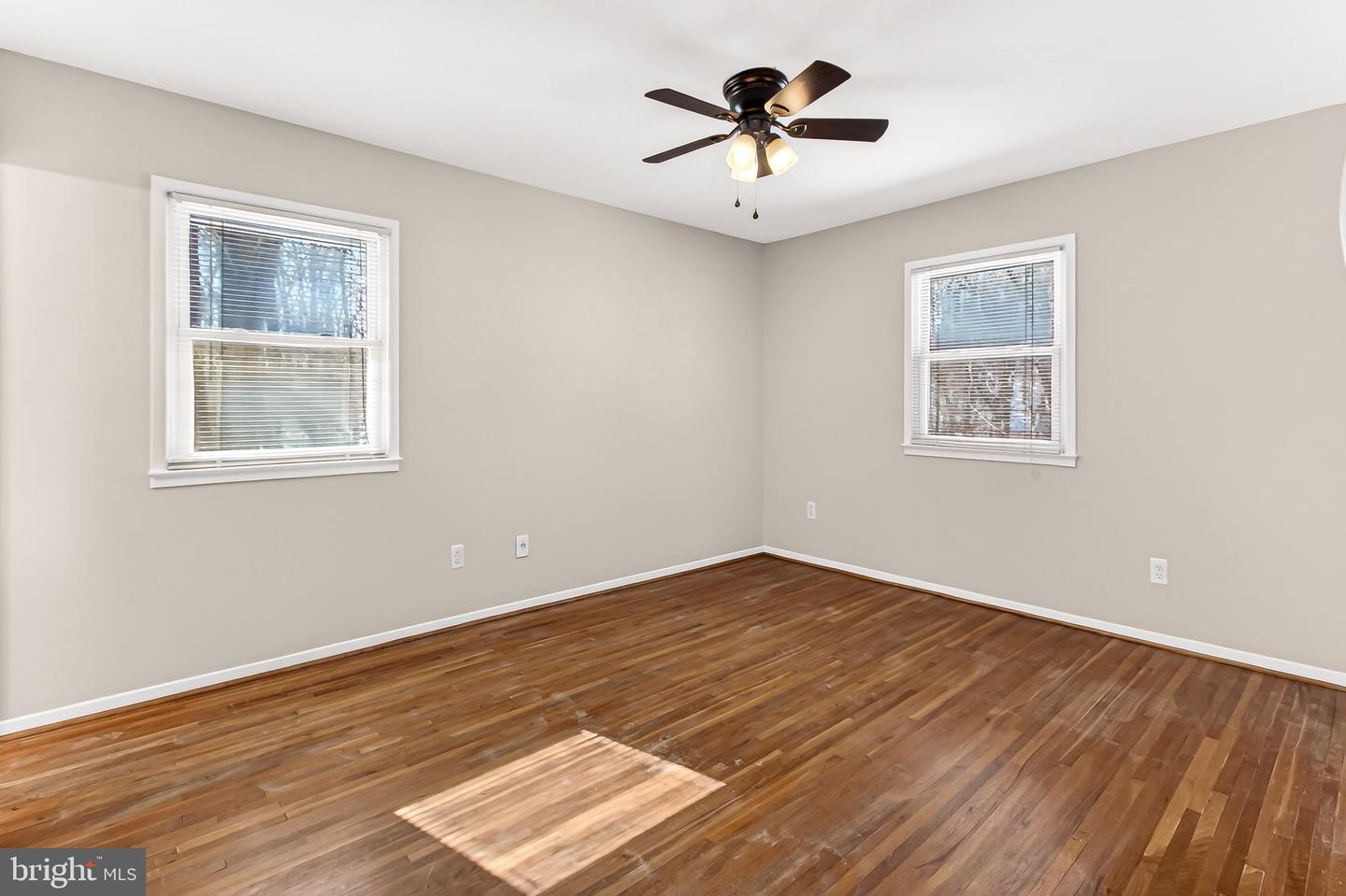 5236 AMPTHILL DR, ALEXANDRIA, Virginia 22312, 4 Bedrooms Bedrooms, ,3 BathroomsBathrooms,Residential,For sale,5236 AMPTHILL DR,VAFX2290468 MLS # VAFX2290468