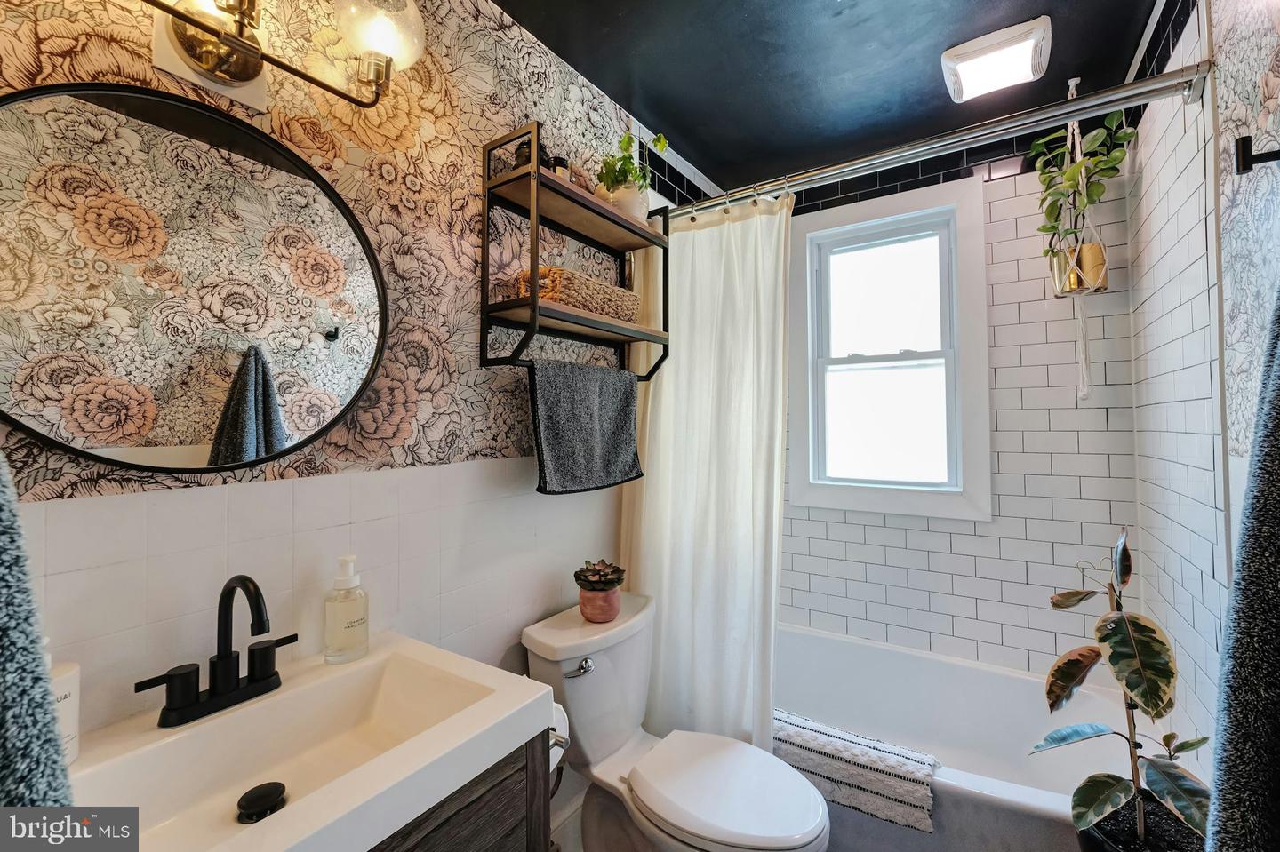 190 SYCAMORE ST, WARRENTON, Virginia 20186, 4 Bedrooms Bedrooms, ,2 BathroomsBathrooms,Residential,For sale,190 SYCAMORE ST,VAFQ2020538 MLS # VAFQ2020538