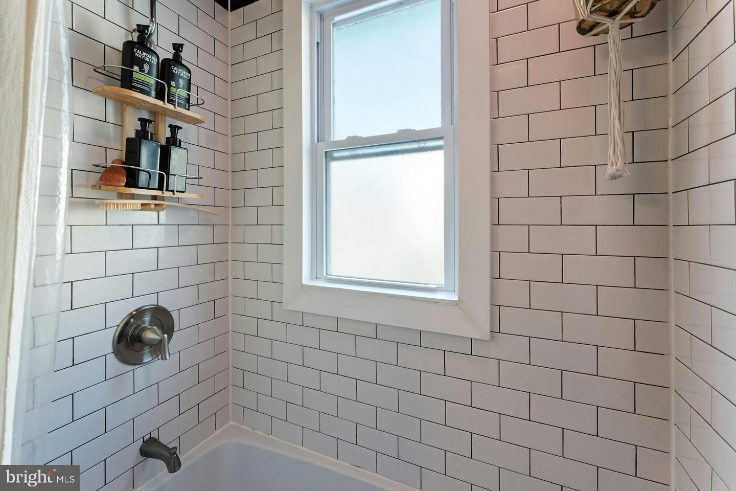 190 SYCAMORE ST, WARRENTON, Virginia 20186, 4 Bedrooms Bedrooms, ,2 BathroomsBathrooms,Residential,For sale,190 SYCAMORE ST,VAFQ2020538 MLS # VAFQ2020538