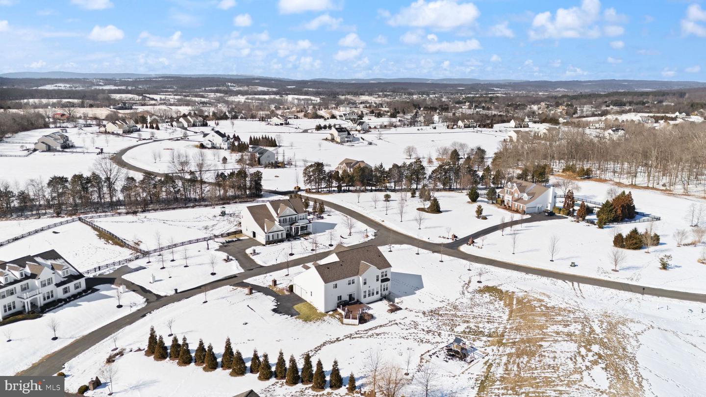 23180 RIVER HIGHLANDS CT, LEESBURG, Virginia 20175, 5 Bedrooms Bedrooms, ,4 BathroomsBathrooms,Residential,For sale,23180 RIVER HIGHLANDS CT,VALO2115748 MLS # VALO2115748