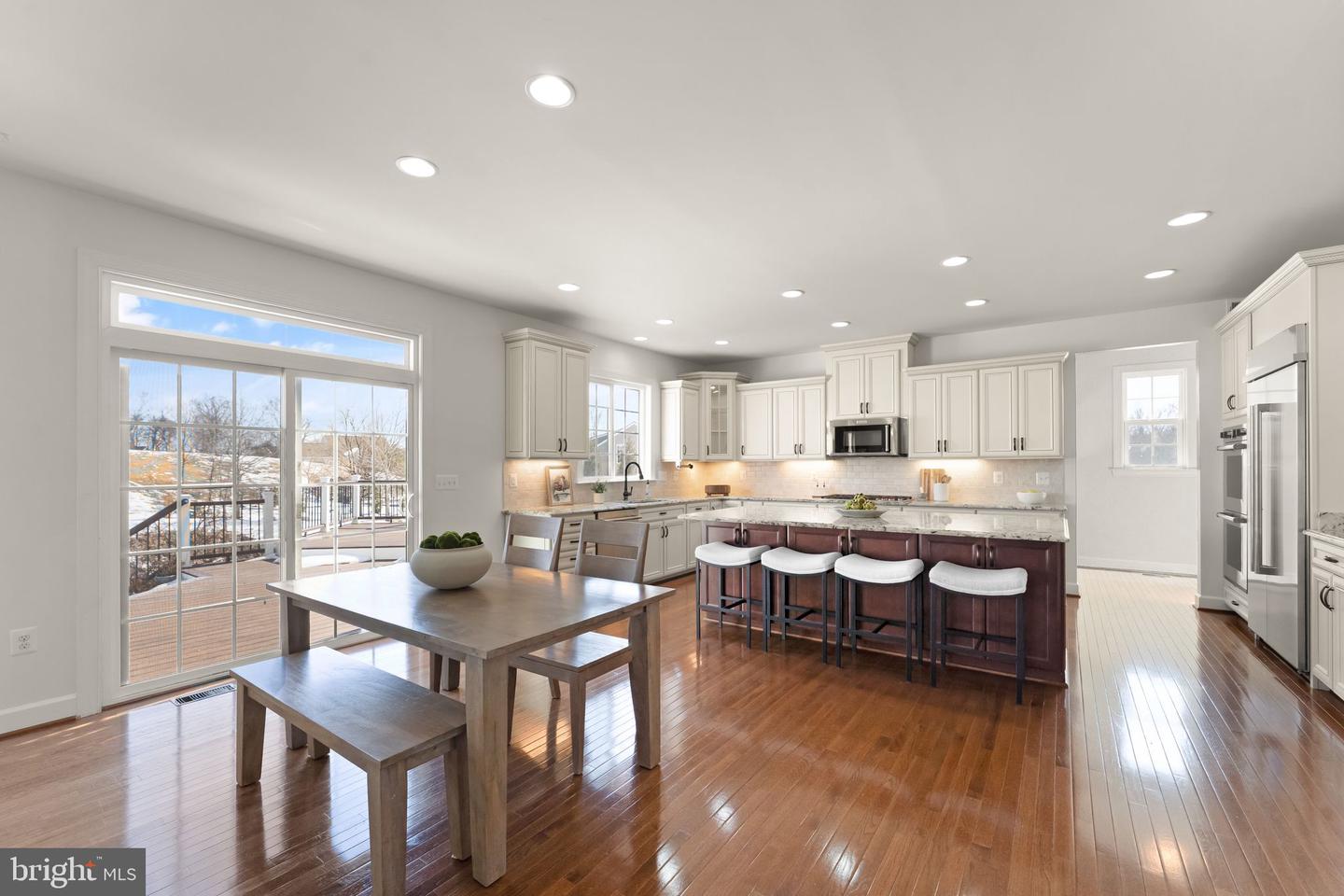 23180 RIVER HIGHLANDS CT, LEESBURG, Virginia 20175, 5 Bedrooms Bedrooms, ,4 BathroomsBathrooms,Residential,For sale,23180 RIVER HIGHLANDS CT,VALO2115748 MLS # VALO2115748