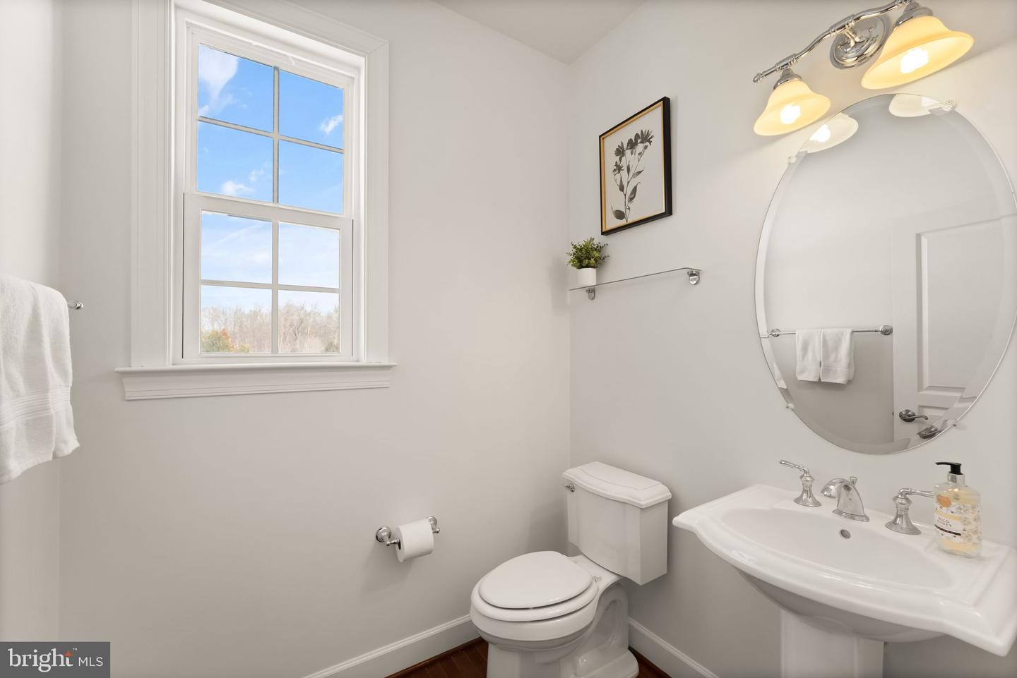 23180 RIVER HIGHLANDS CT, LEESBURG, Virginia 20175, 5 Bedrooms Bedrooms, ,4 BathroomsBathrooms,Residential,For sale,23180 RIVER HIGHLANDS CT,VALO2115748 MLS # VALO2115748