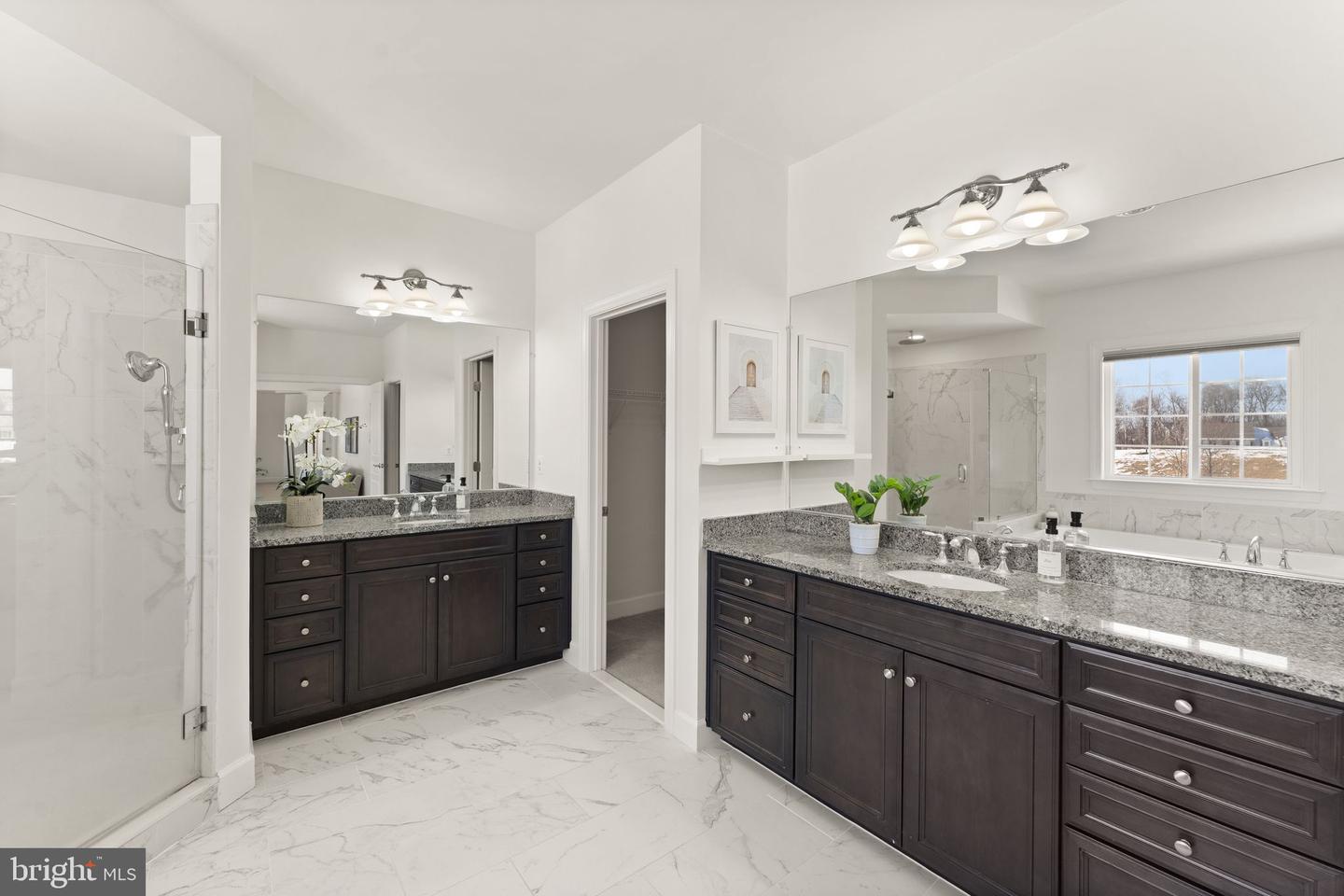 23180 RIVER HIGHLANDS CT, LEESBURG, Virginia 20175, 5 Bedrooms Bedrooms, ,4 BathroomsBathrooms,Residential,For sale,23180 RIVER HIGHLANDS CT,VALO2115748 MLS # VALO2115748