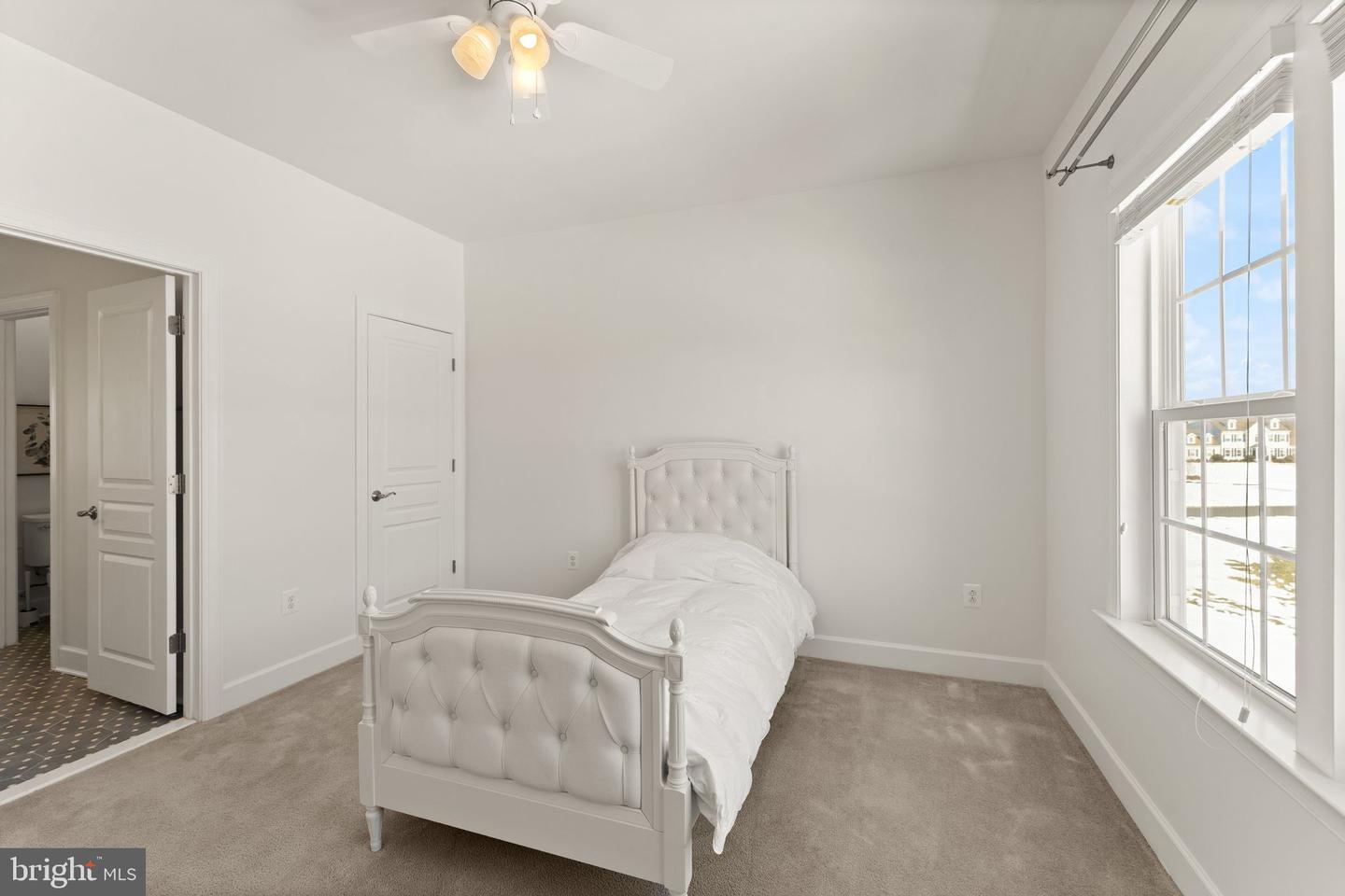 23180 RIVER HIGHLANDS CT, LEESBURG, Virginia 20175, 5 Bedrooms Bedrooms, ,4 BathroomsBathrooms,Residential,For sale,23180 RIVER HIGHLANDS CT,VALO2115748 MLS # VALO2115748