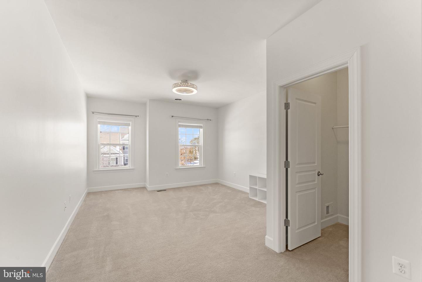 23180 RIVER HIGHLANDS CT, LEESBURG, Virginia 20175, 5 Bedrooms Bedrooms, ,4 BathroomsBathrooms,Residential,For sale,23180 RIVER HIGHLANDS CT,VALO2115748 MLS # VALO2115748