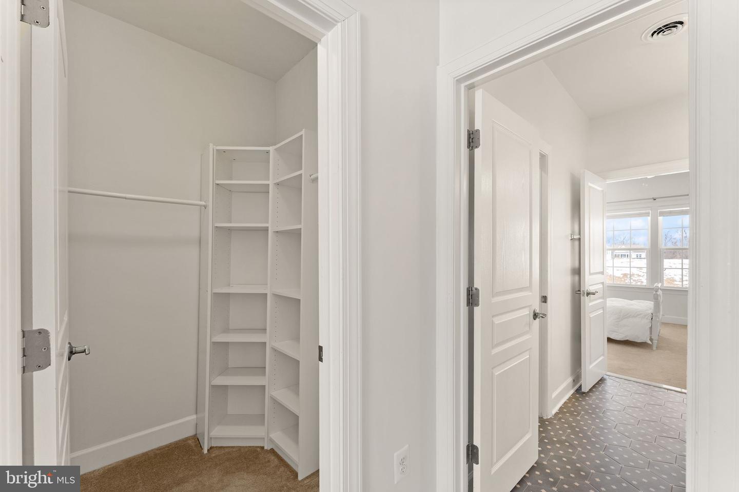 23180 RIVER HIGHLANDS CT, LEESBURG, Virginia 20175, 5 Bedrooms Bedrooms, ,4 BathroomsBathrooms,Residential,For sale,23180 RIVER HIGHLANDS CT,VALO2115748 MLS # VALO2115748