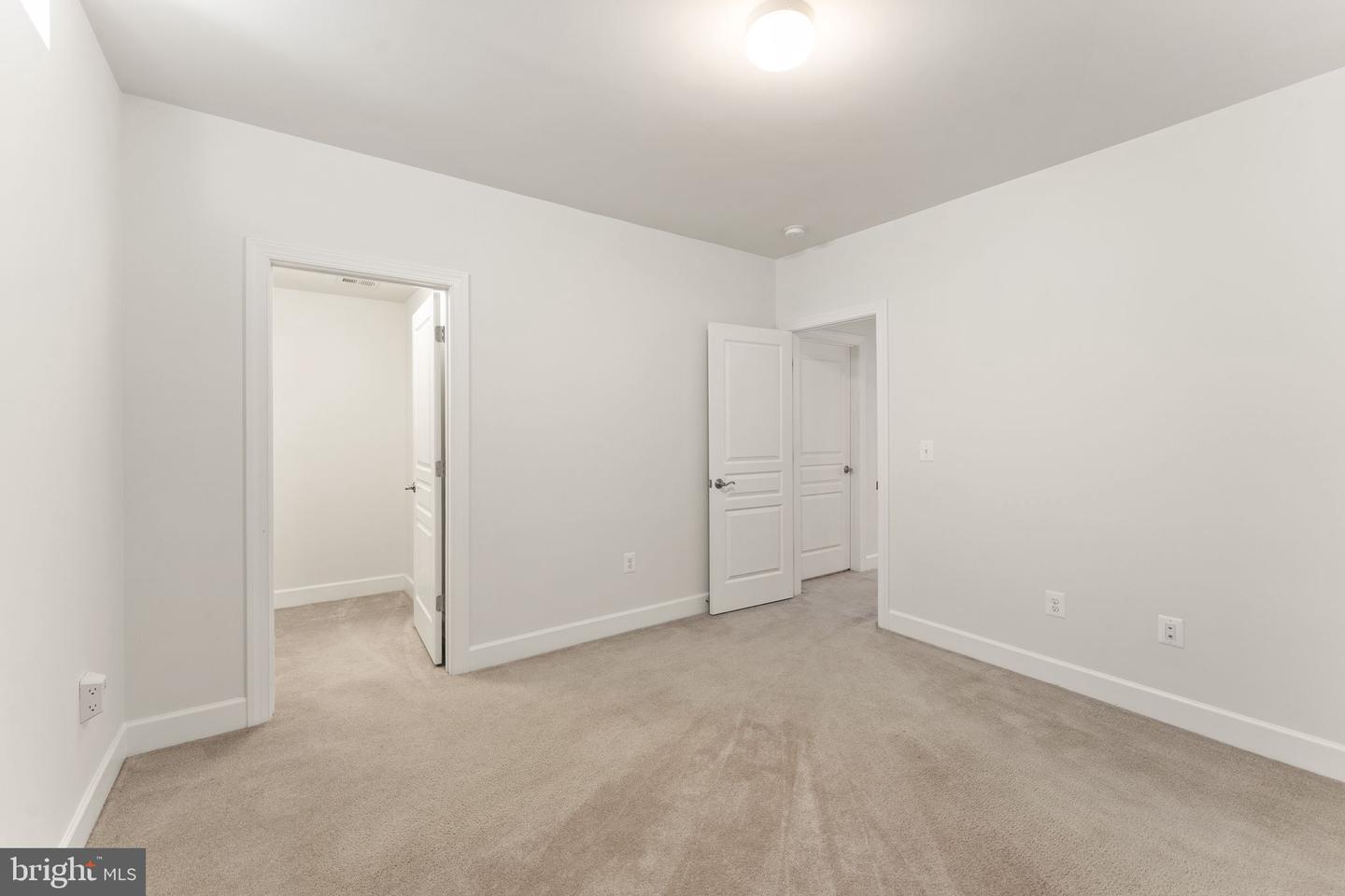 23180 RIVER HIGHLANDS CT, LEESBURG, Virginia 20175, 5 Bedrooms Bedrooms, ,4 BathroomsBathrooms,Residential,For sale,23180 RIVER HIGHLANDS CT,VALO2115748 MLS # VALO2115748