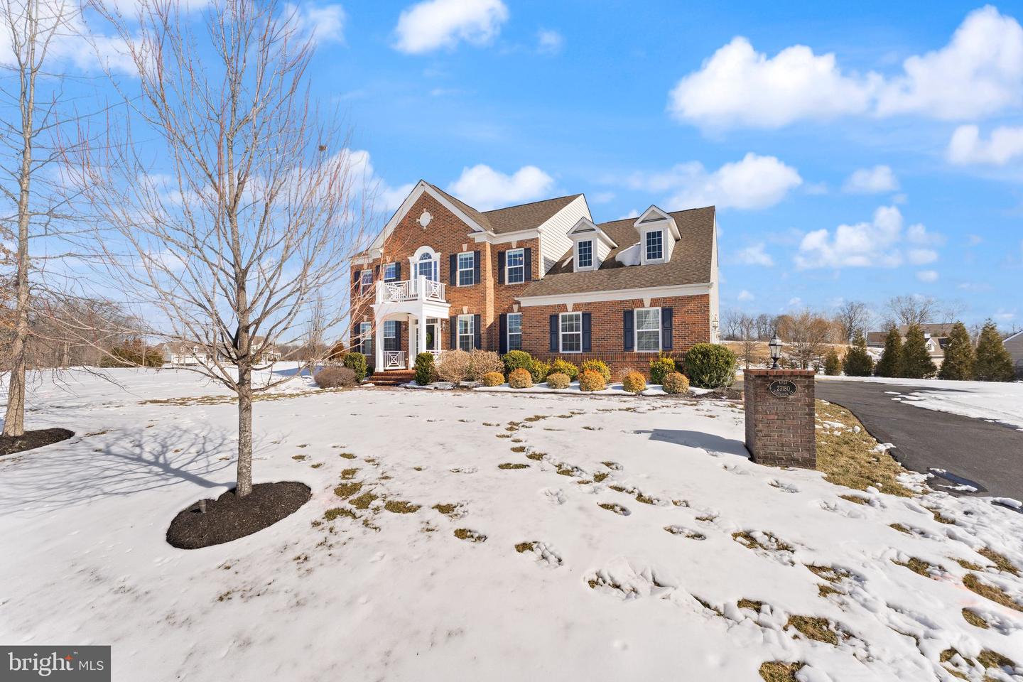 23180 RIVER HIGHLANDS CT, LEESBURG, Virginia 20175, 5 Bedrooms Bedrooms, ,4 BathroomsBathrooms,Residential,For sale,23180 RIVER HIGHLANDS CT,VALO2115748 MLS # VALO2115748