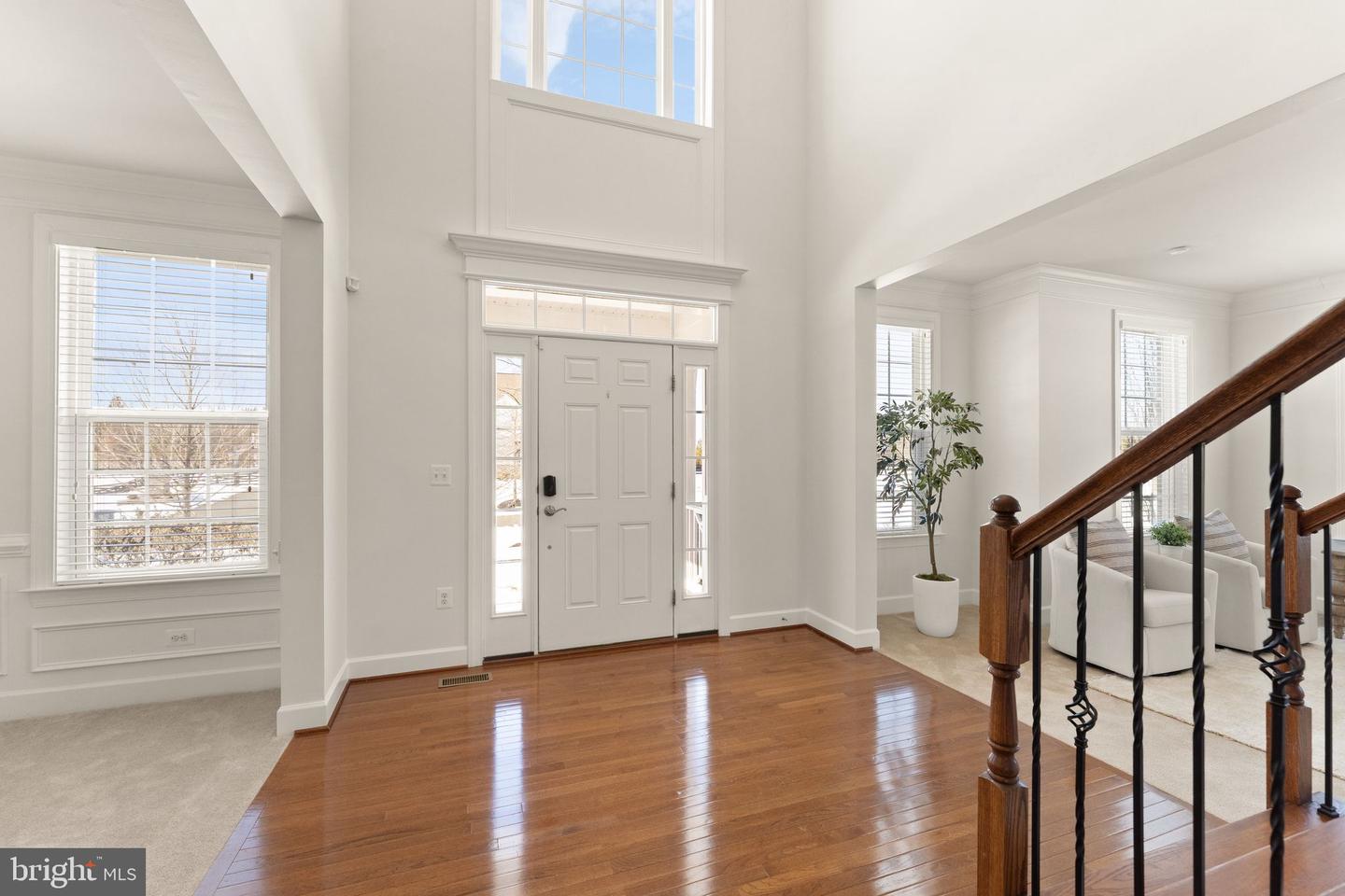 23180 RIVER HIGHLANDS CT, LEESBURG, Virginia 20175, 5 Bedrooms Bedrooms, ,4 BathroomsBathrooms,Residential,For sale,23180 RIVER HIGHLANDS CT,VALO2115748 MLS # VALO2115748