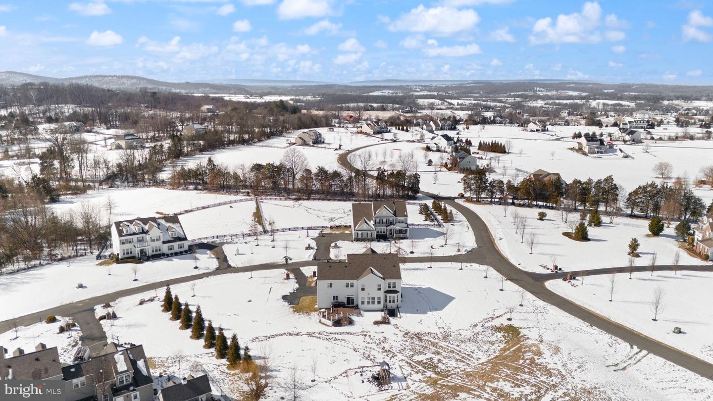 23180 RIVER HIGHLANDS CT, LEESBURG, Virginia 20175, 5 Bedrooms Bedrooms, ,4 BathroomsBathrooms,Residential,For sale,23180 RIVER HIGHLANDS CT,VALO2115748 MLS # VALO2115748