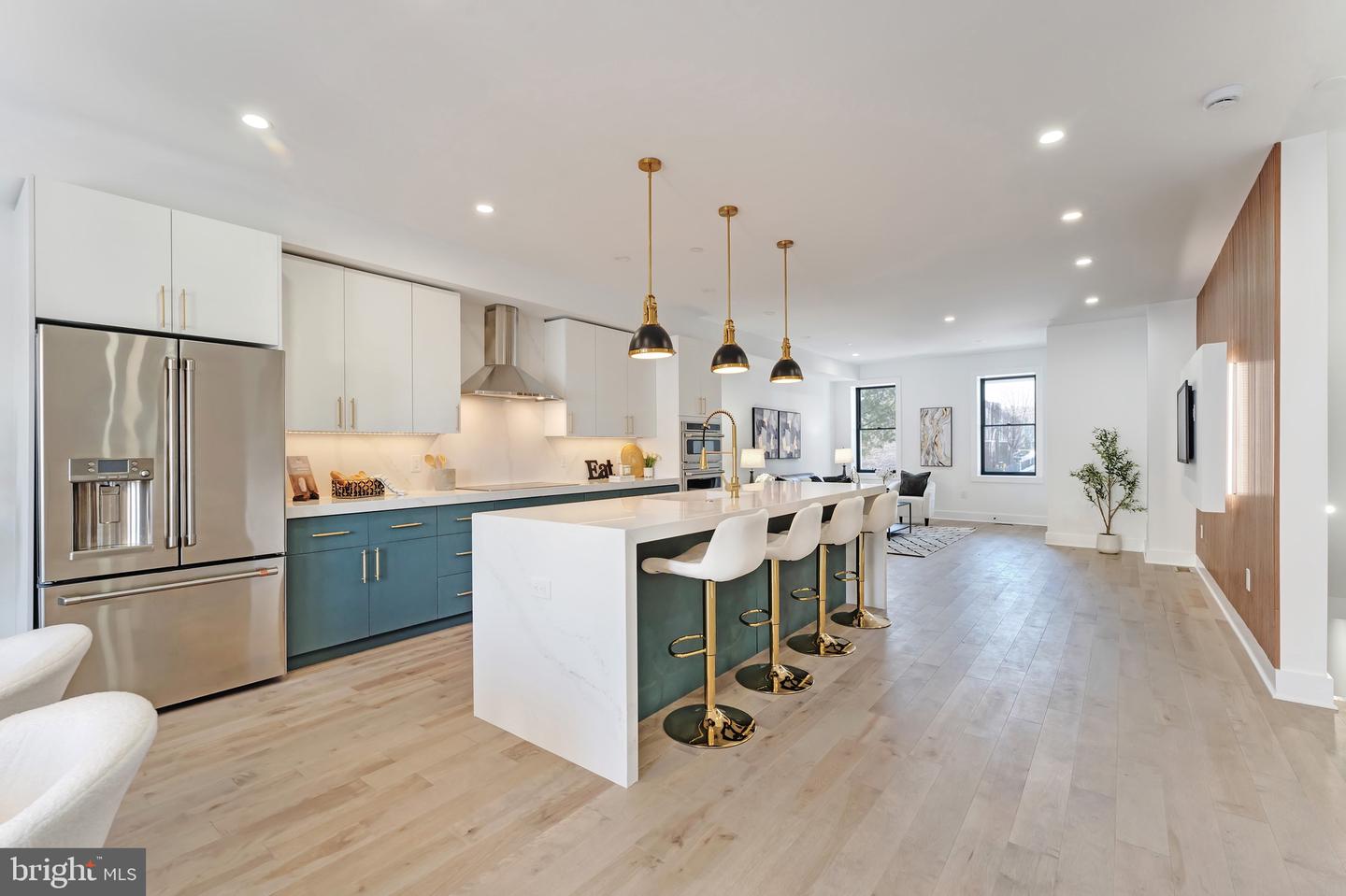 3009 13TH ST NW #1, WASHINGTON, District Of Columbia 20009, 3 Bedrooms Bedrooms, 6 Rooms Rooms,2 BathroomsBathrooms,Residential,For sale,3009 13TH ST NW #1,DCDC2245770 MLS # DCDC2245770