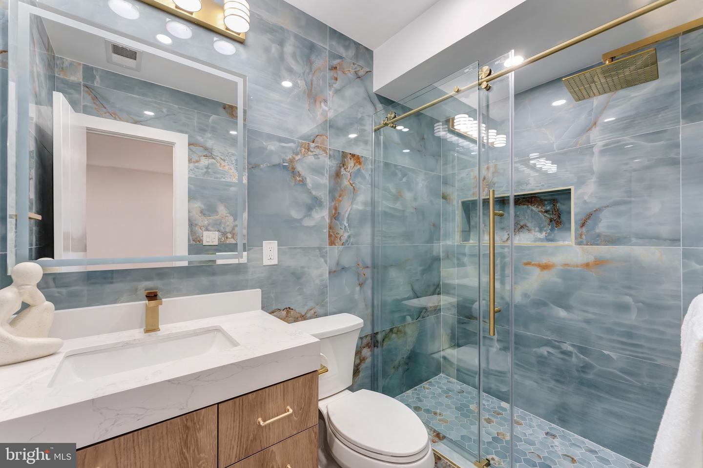 3009 13TH ST NW #1, WASHINGTON, District Of Columbia 20009, 3 Bedrooms Bedrooms, 6 Rooms Rooms,2 BathroomsBathrooms,Residential,For sale,3009 13TH ST NW #1,DCDC2245770 MLS # DCDC2245770