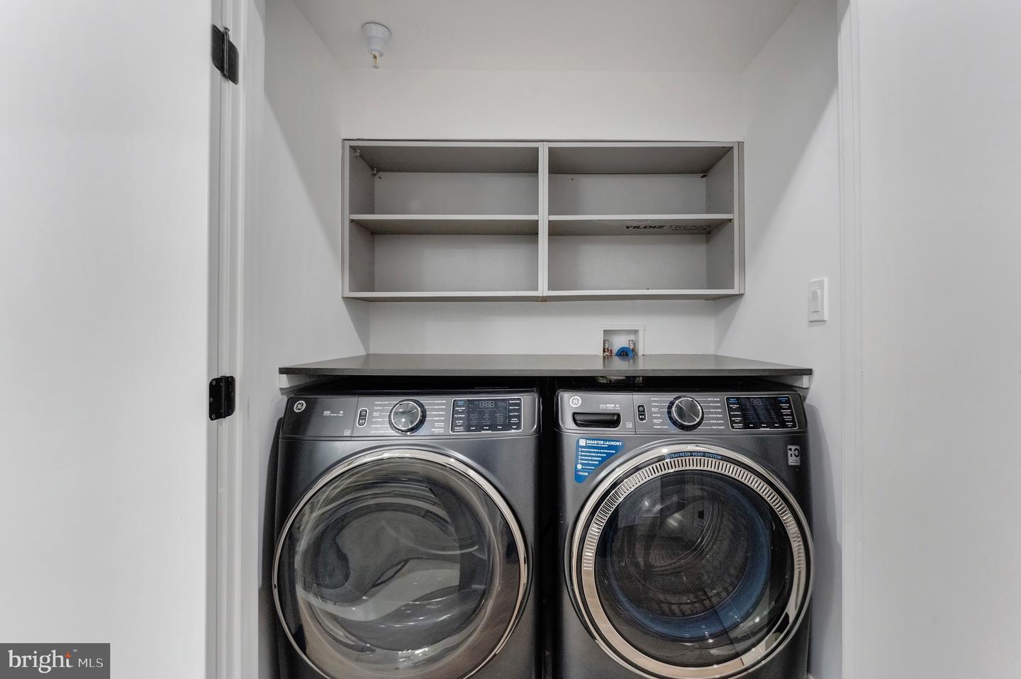 3009 13TH ST NW #1, WASHINGTON, District Of Columbia 20009, 3 Bedrooms Bedrooms, 6 Rooms Rooms,2 BathroomsBathrooms,Residential,For sale,3009 13TH ST NW #1,DCDC2245770 MLS # DCDC2245770