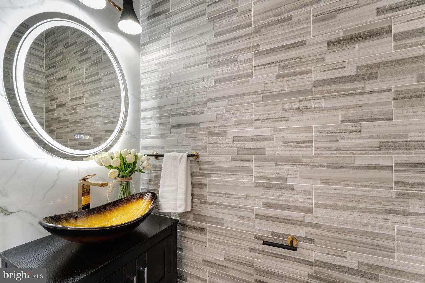 3009 13TH ST NW #2, WASHINGTON, District Of Columbia 20009, 3 Bedrooms Bedrooms, ,2 BathroomsBathrooms,Residential,For sale,3009 13TH ST NW #2,DCDC2245788 MLS # DCDC2245788