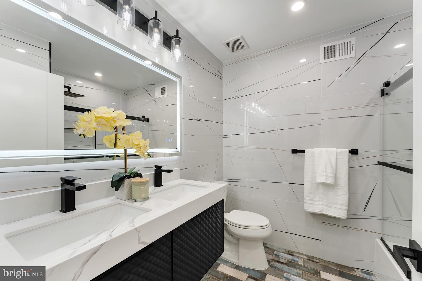 3009 13TH ST NW #2, WASHINGTON, District Of Columbia 20009, 3 Bedrooms Bedrooms, ,2 BathroomsBathrooms,Residential,For sale,3009 13TH ST NW #2,DCDC2245788 MLS # DCDC2245788