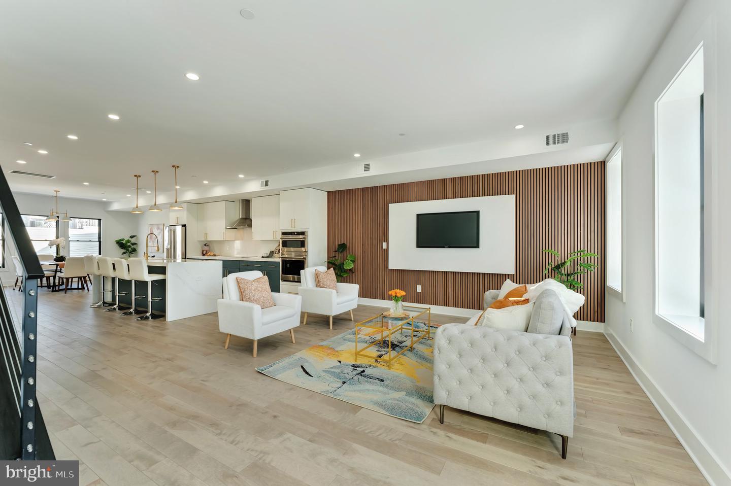 3009 13TH ST NW #2, WASHINGTON, District Of Columbia 20009, 3 Bedrooms Bedrooms, ,2 BathroomsBathrooms,Residential,For sale,3009 13TH ST NW #2,DCDC2245788 MLS # DCDC2245788