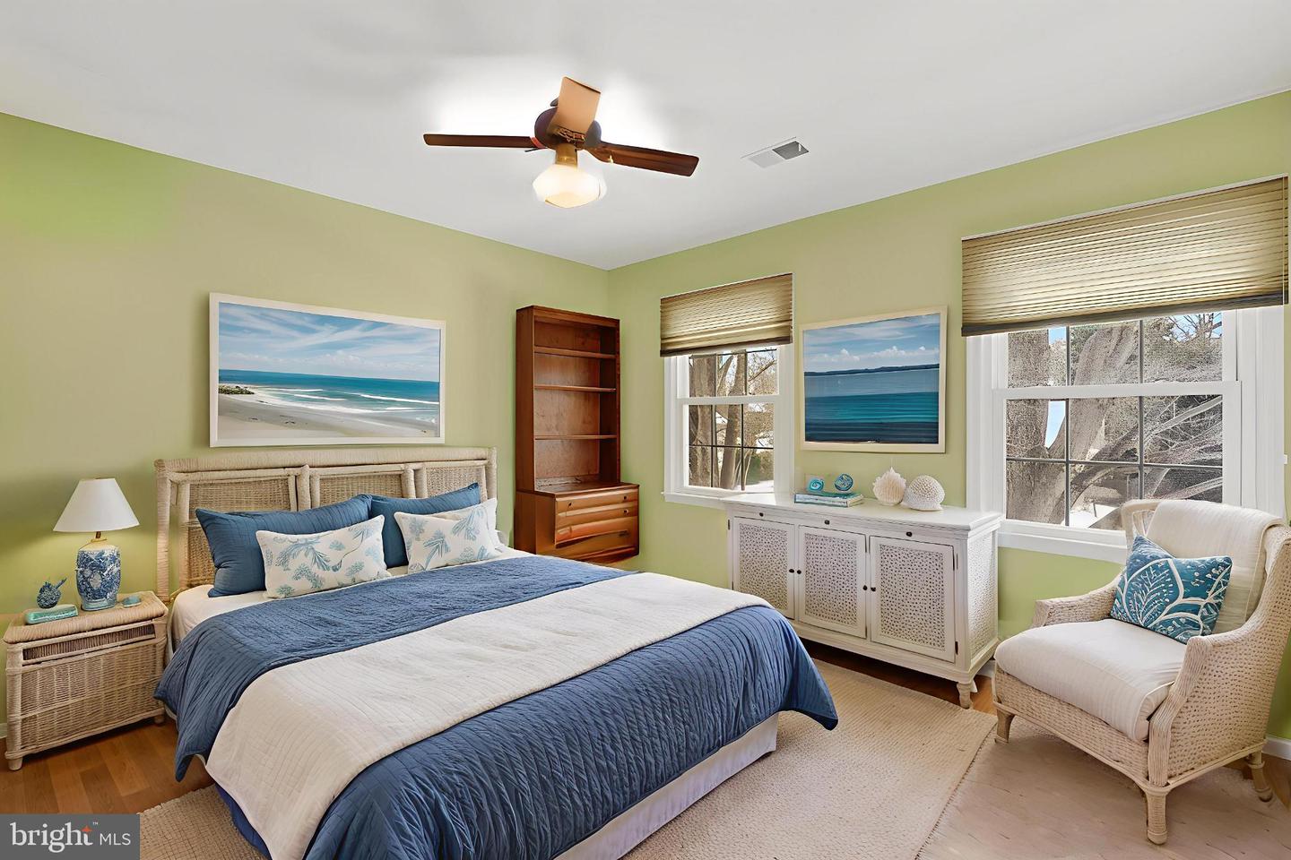 8836 SHADOWLAKE WAY, SPRINGFIELD, Virginia 22153, 4 Bedrooms Bedrooms, 8 Rooms Rooms,3 BathroomsBathrooms,Residential,For sale,8836 SHADOWLAKE WAY,VAFX2290544 MLS # VAFX2290544